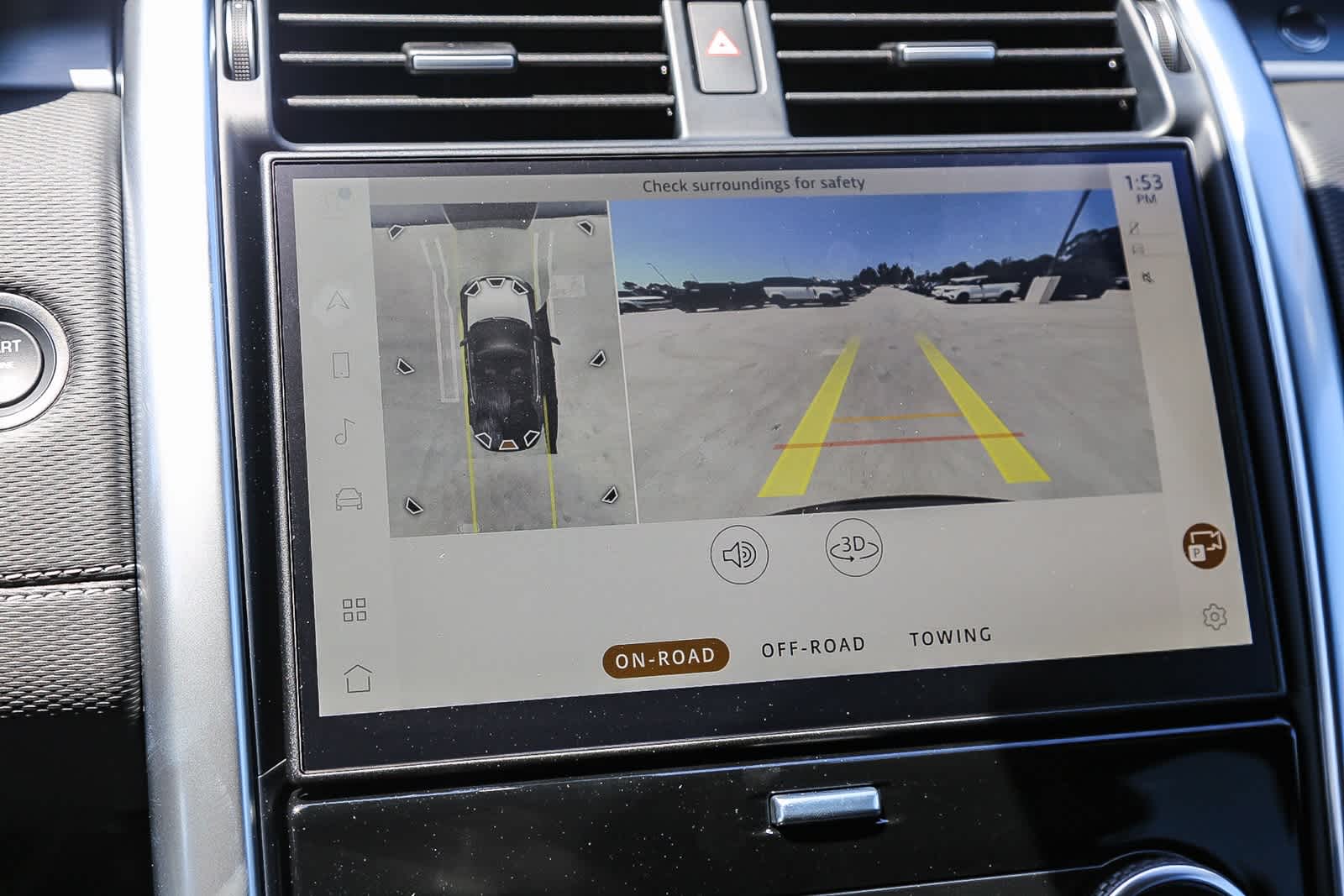 Thumbnail: 2025 Land Rover Discovery - 23