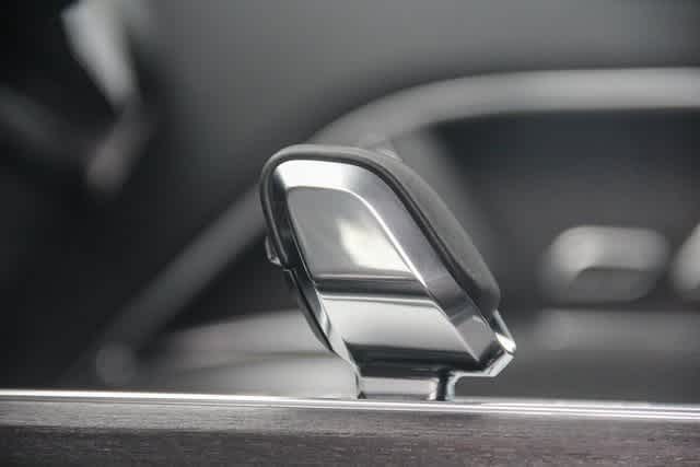 Thumbnail: 2025 Land Rover Range Rover - 20