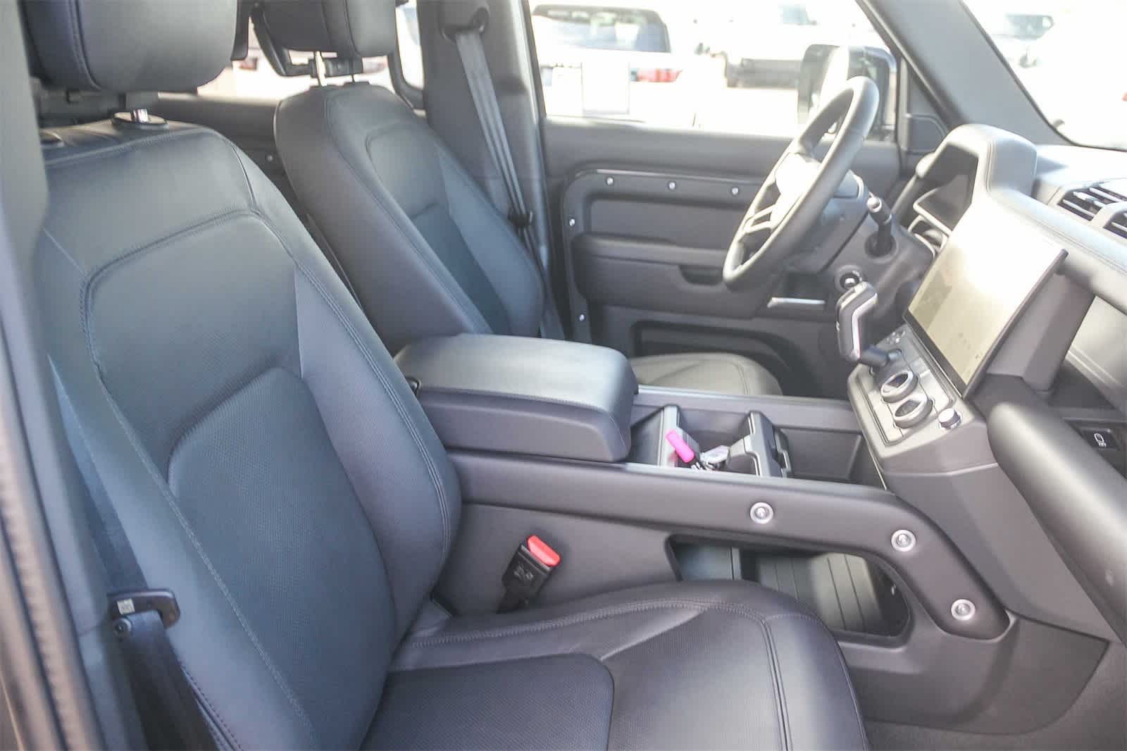 Thumbnail: 2026 Land Rover Defender - 23