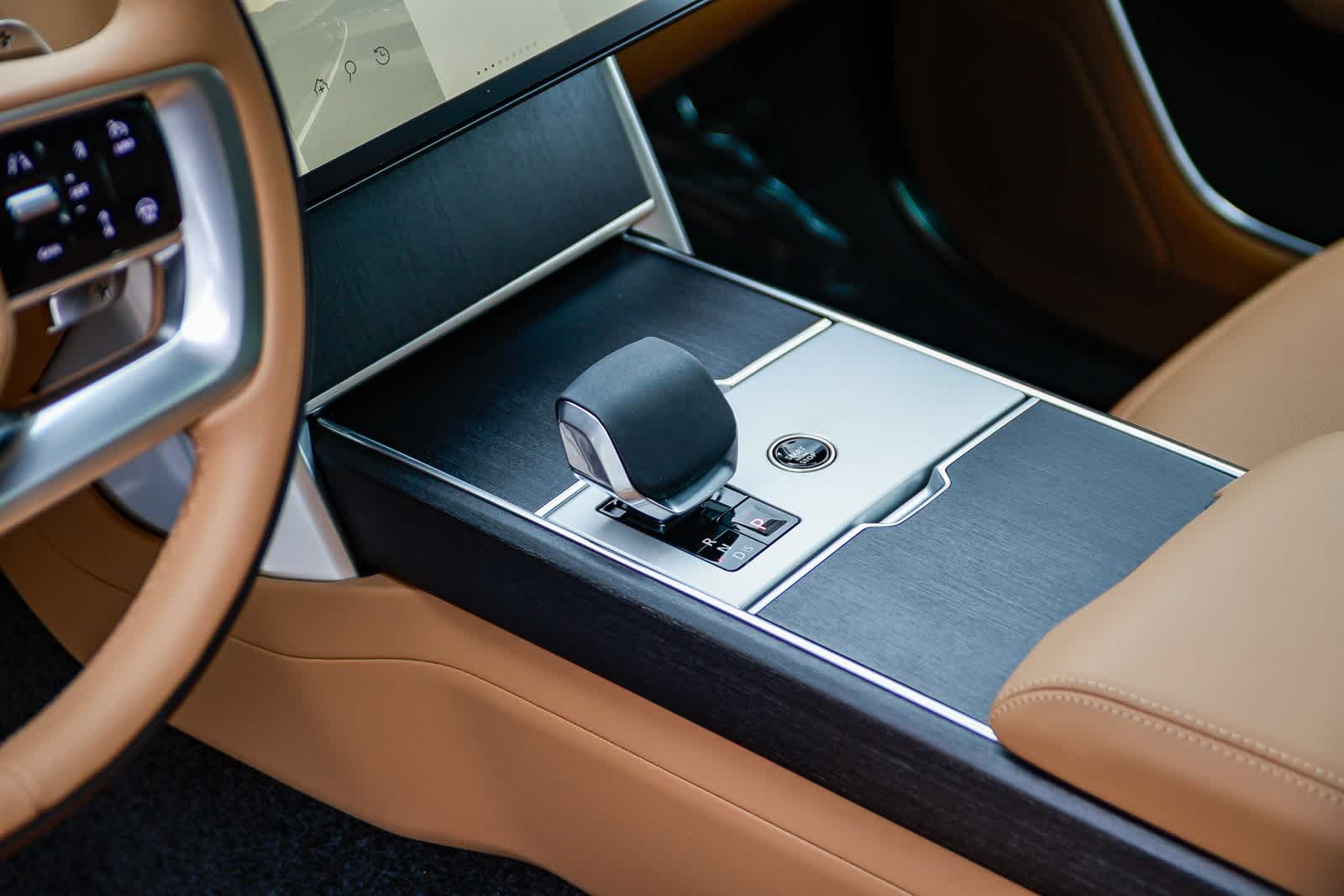 Thumbnail: 2026 Land Rover Range Rover - 19