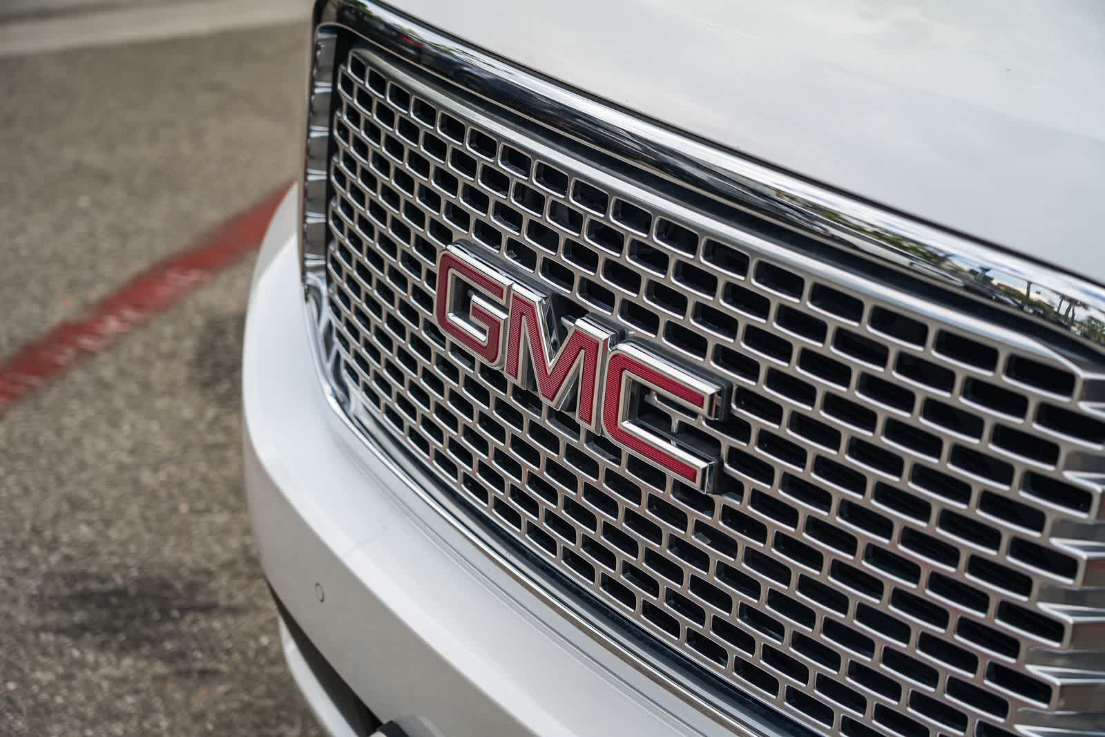 Thumbnail: 2016 GMC Yukon - 9