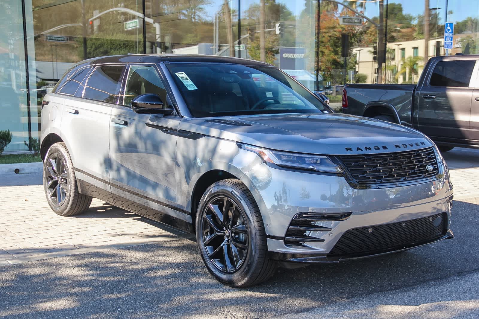 Thumbnail: 2026 Land Rover Range Rover Velar - 3