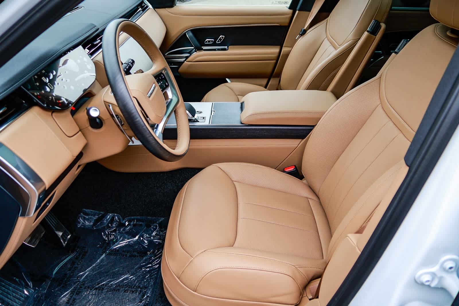 Thumbnail: 2026 Land Rover Range Rover - 18