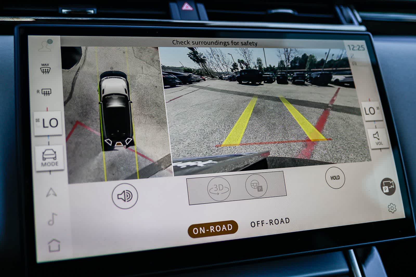 Thumbnail: 2025 Land Rover Range Rover Velar - 26