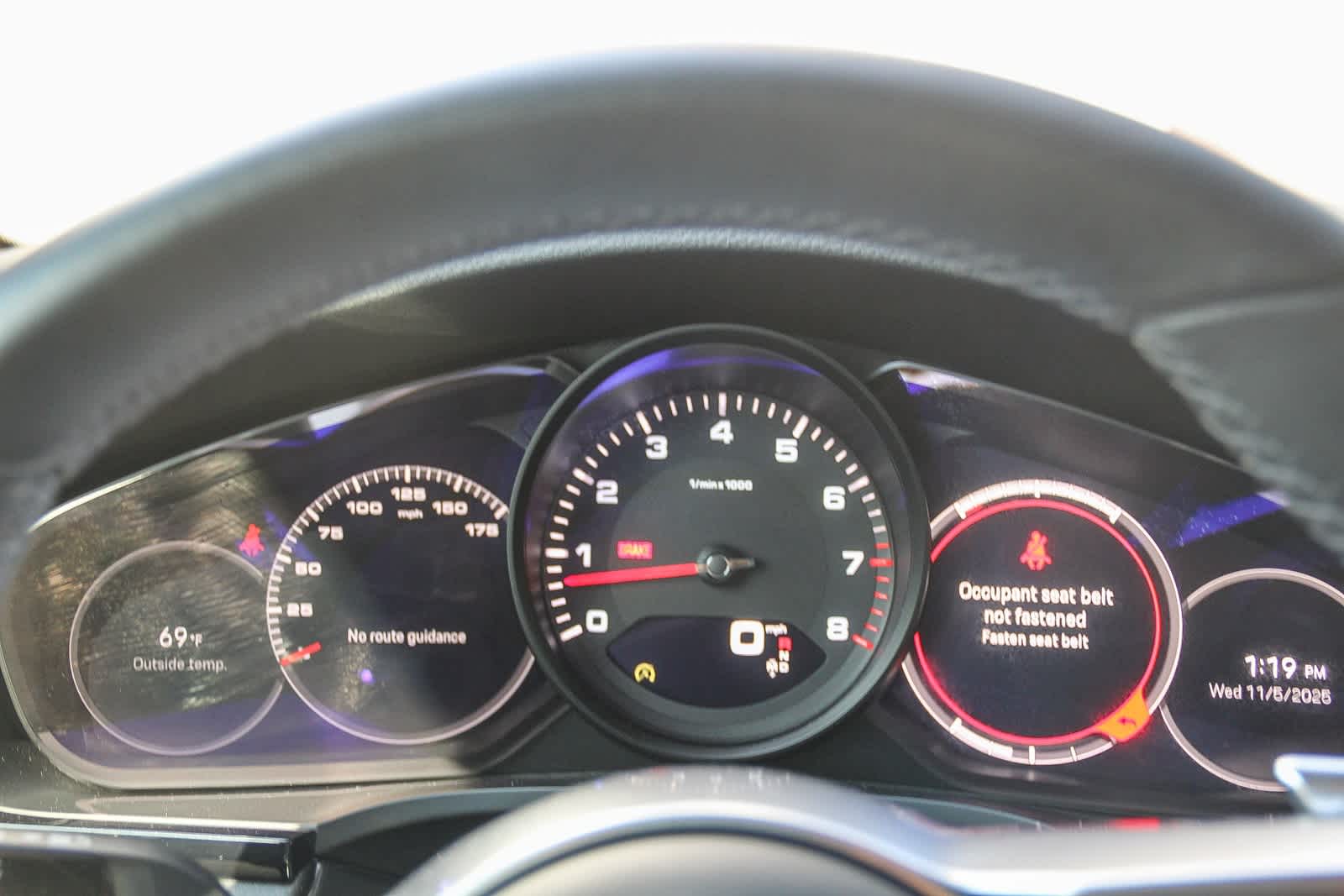 Thumbnail: 2023 Porsche Cayenne - 23