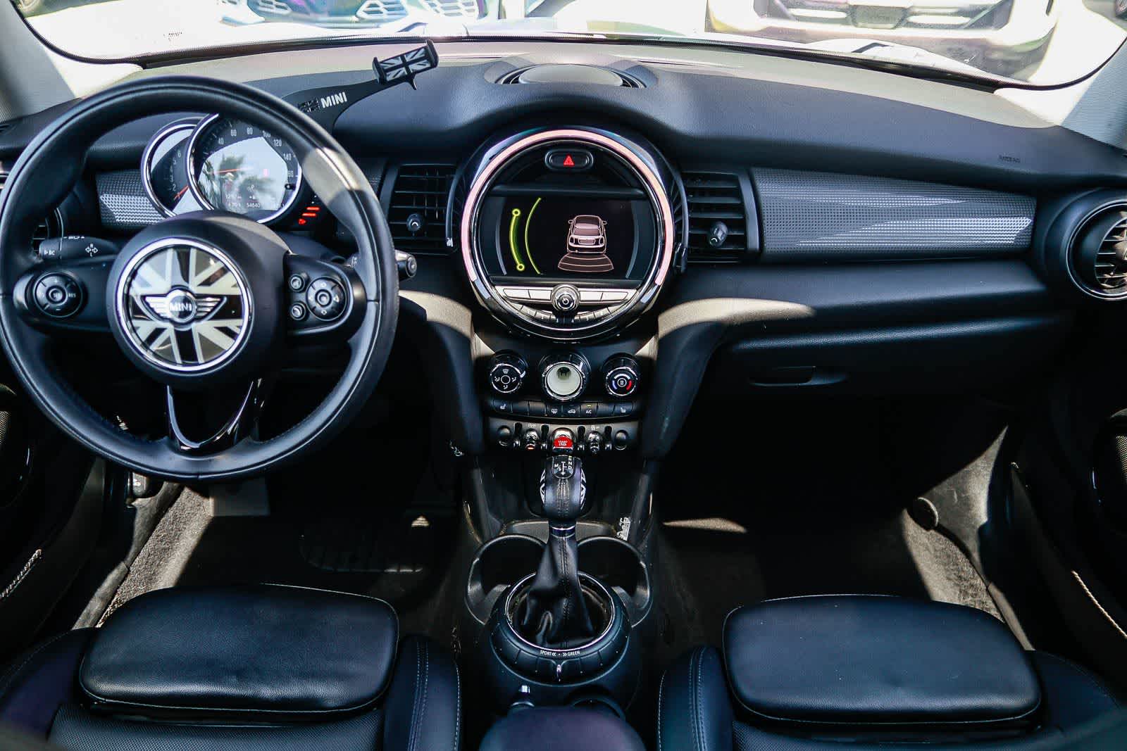 Thumbnail: 2014 MINI Cooper Hardtop - 12