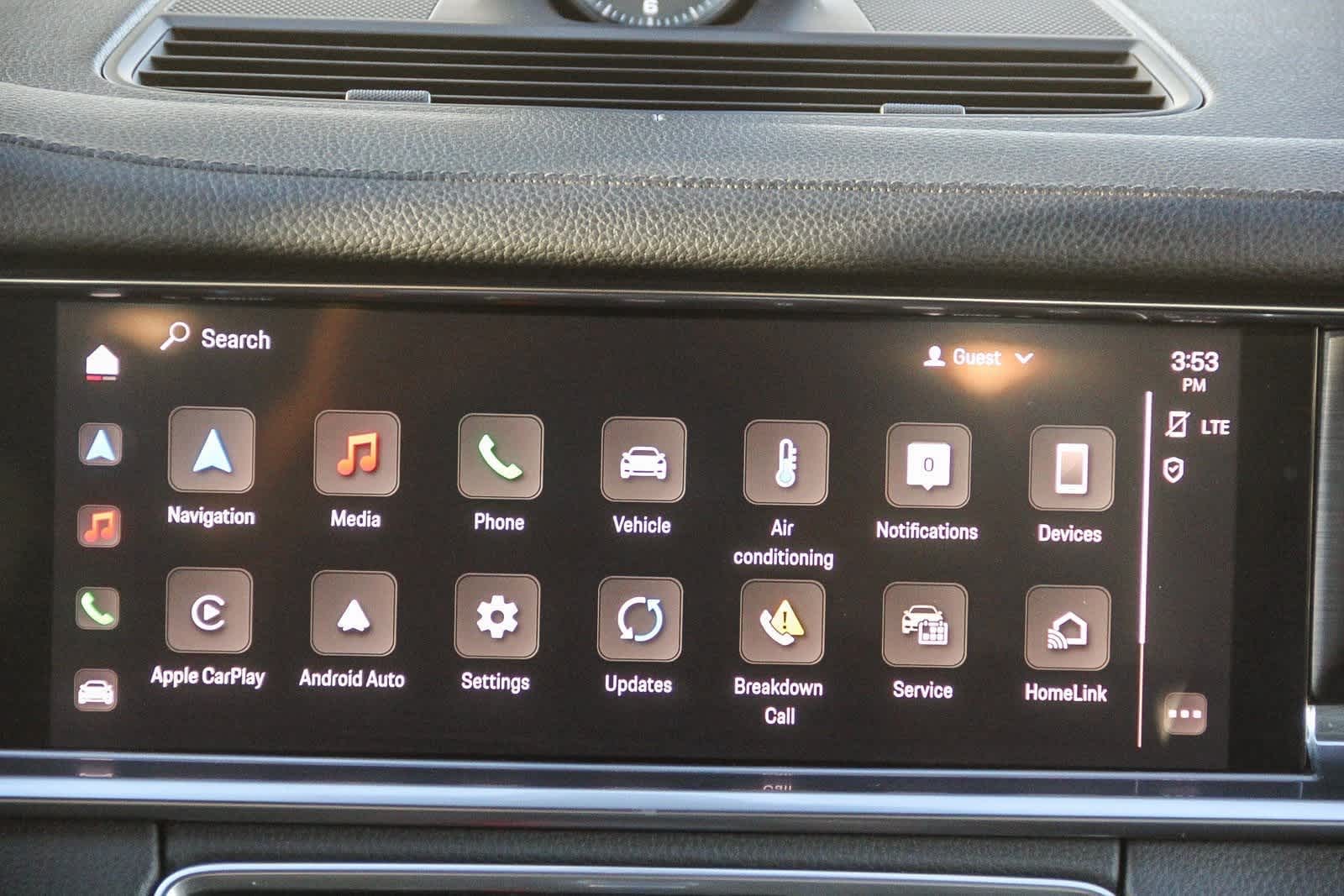 Thumbnail: 2023 Porsche Panamera - 13