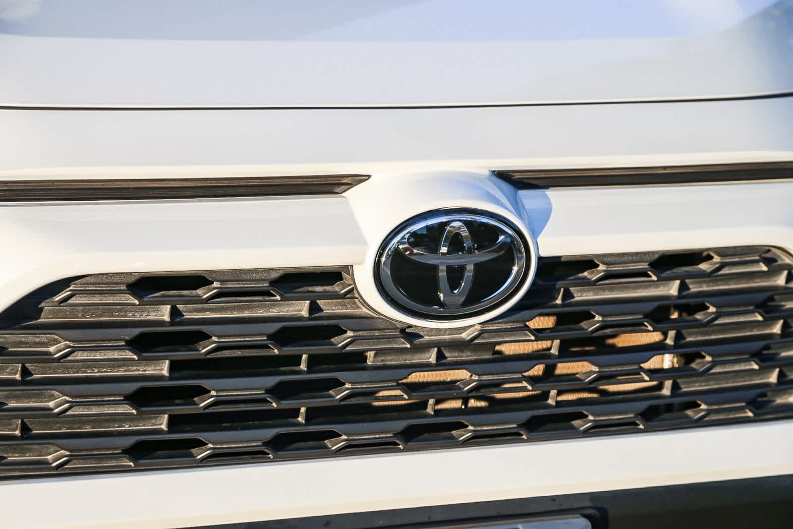 Thumbnail: 2023 Toyota RAV4 - 5