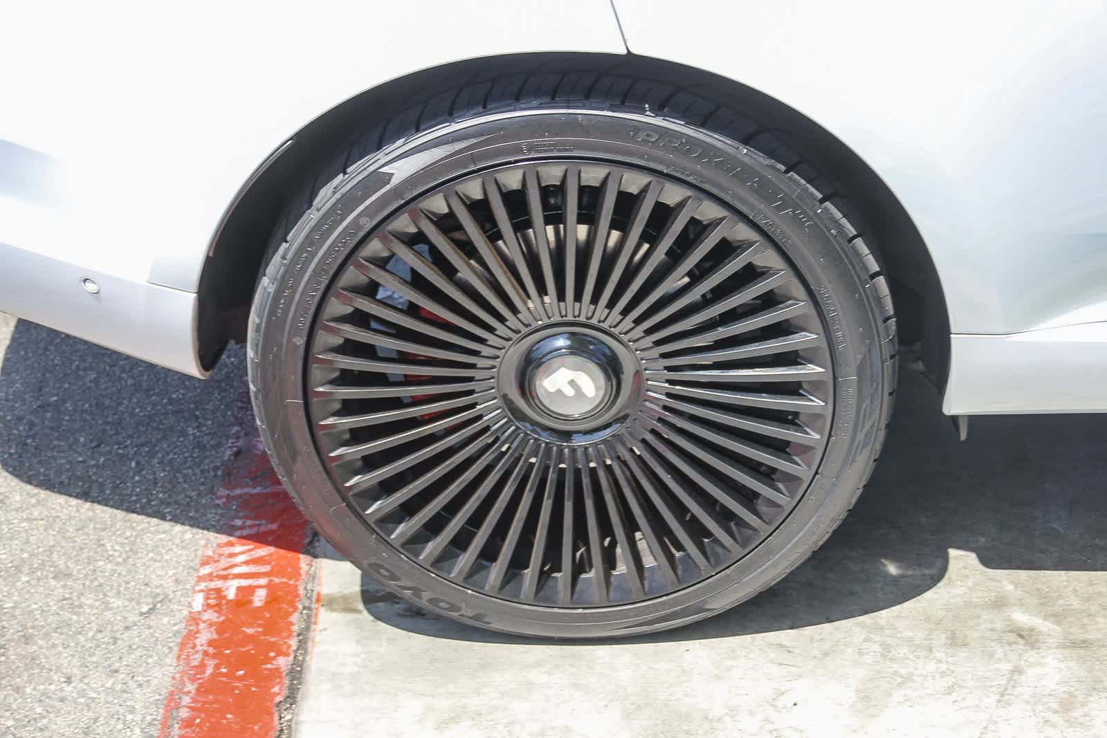 Thumbnail: 2023 Land Rover Range Rover - 8