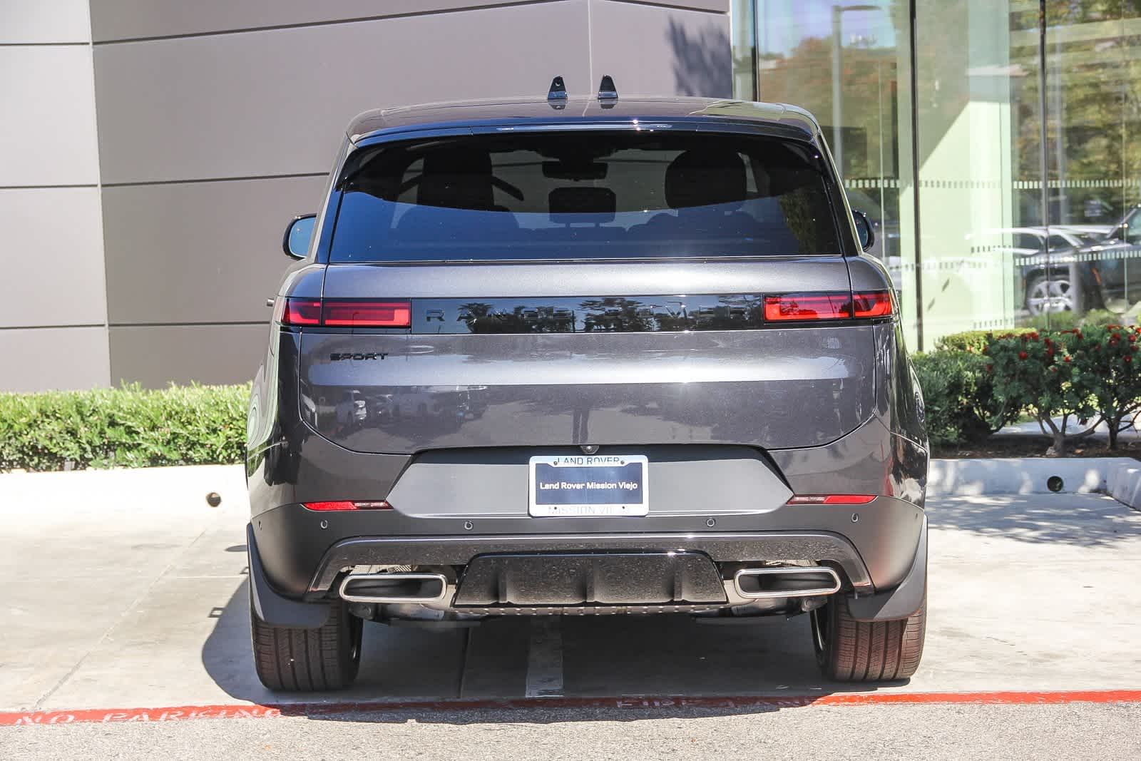 Thumbnail: 2025 Land Rover Range Rover Sport - 5