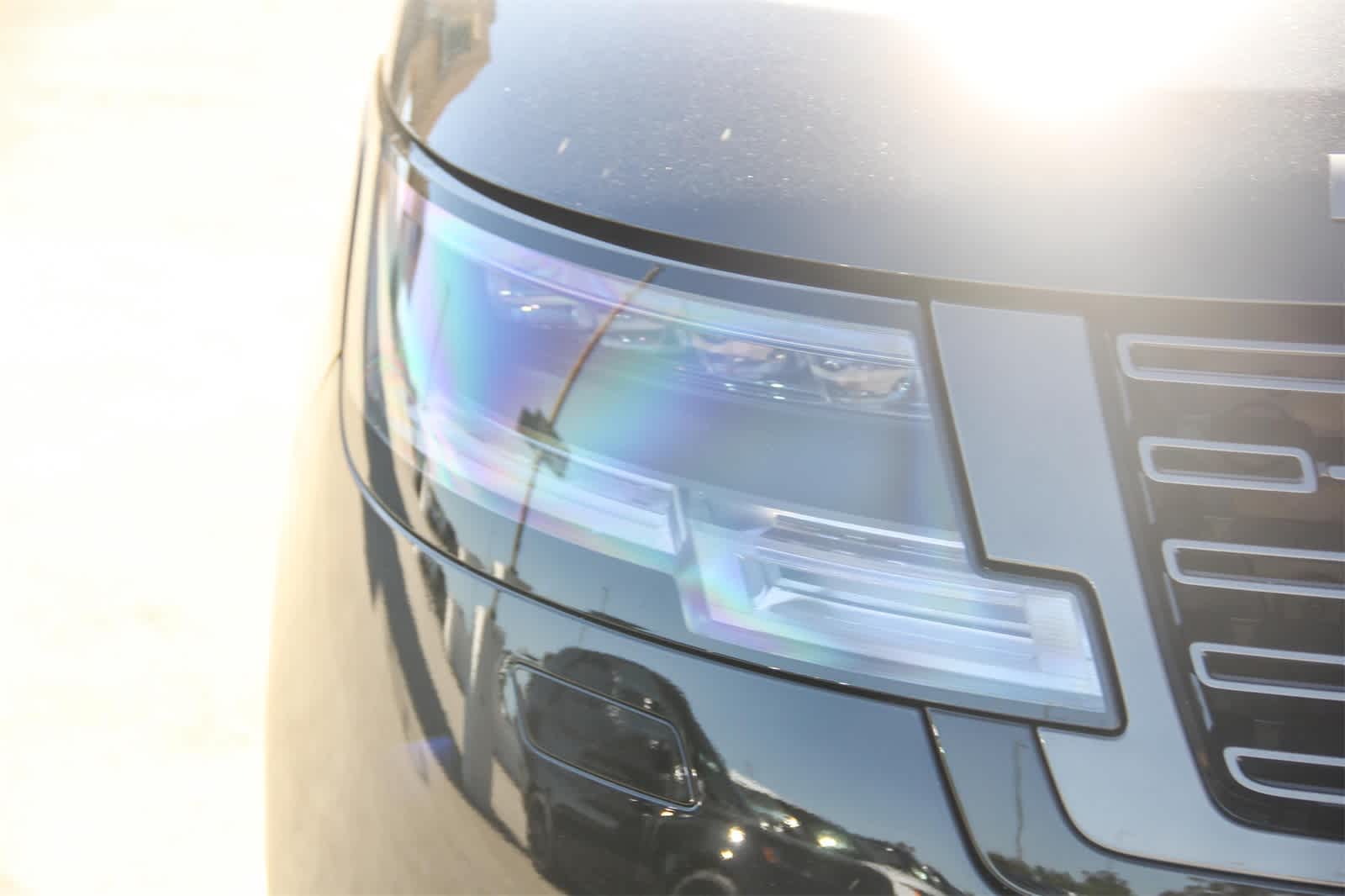 Thumbnail: 2025 Land Rover Range Rover - 10