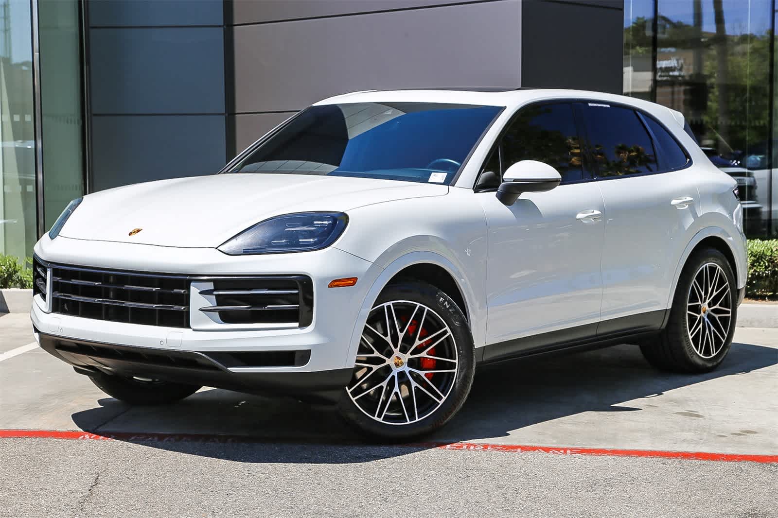Thumbnail: 2024 Porsche Cayenne - 1