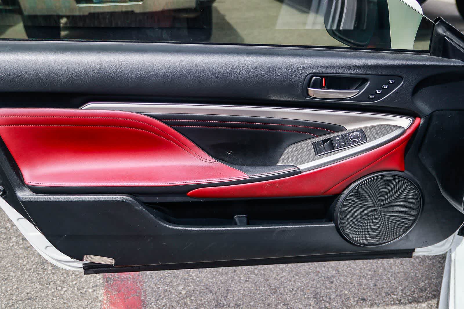 Thumbnail: 2016 Lexus RC - 21