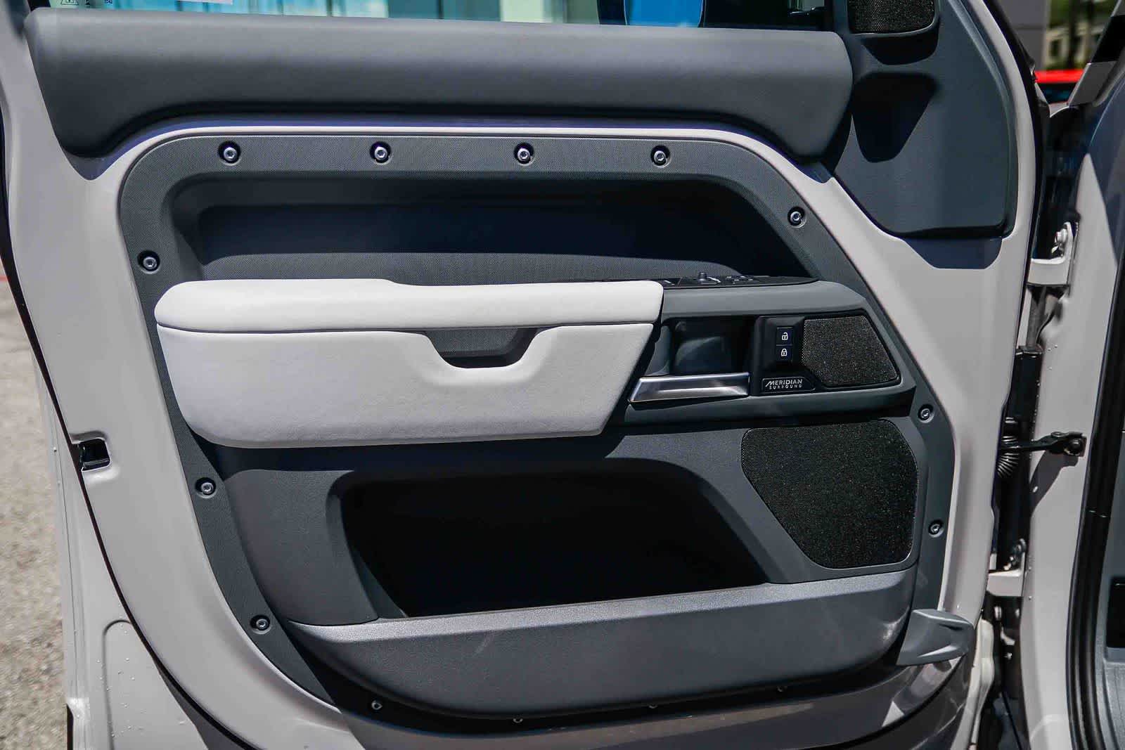 Thumbnail: 2026 Land Rover Defender - 21