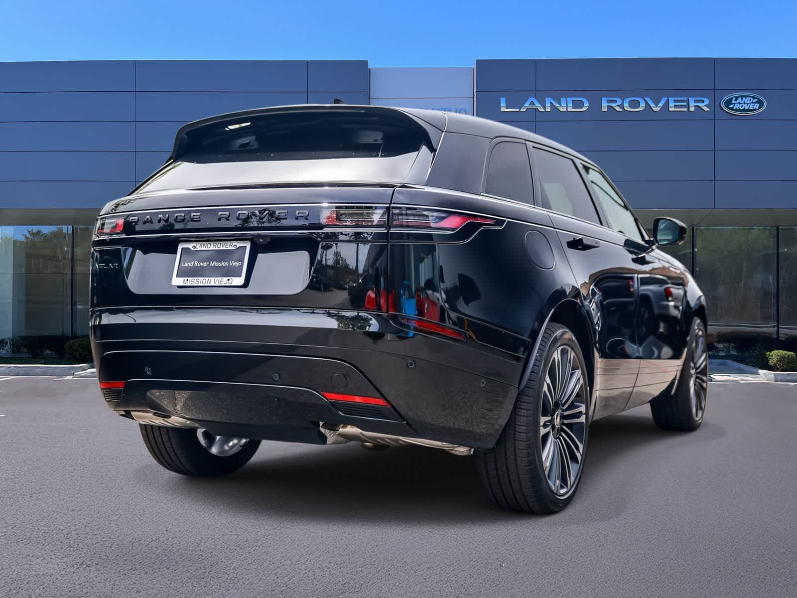 Thumbnail: 2026 Land Rover Range Rover Velar - 4