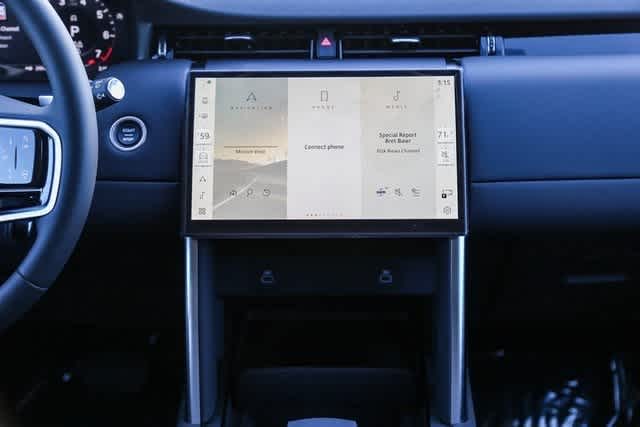 Thumbnail: 2024 Land Rover Discovery Sport - 13