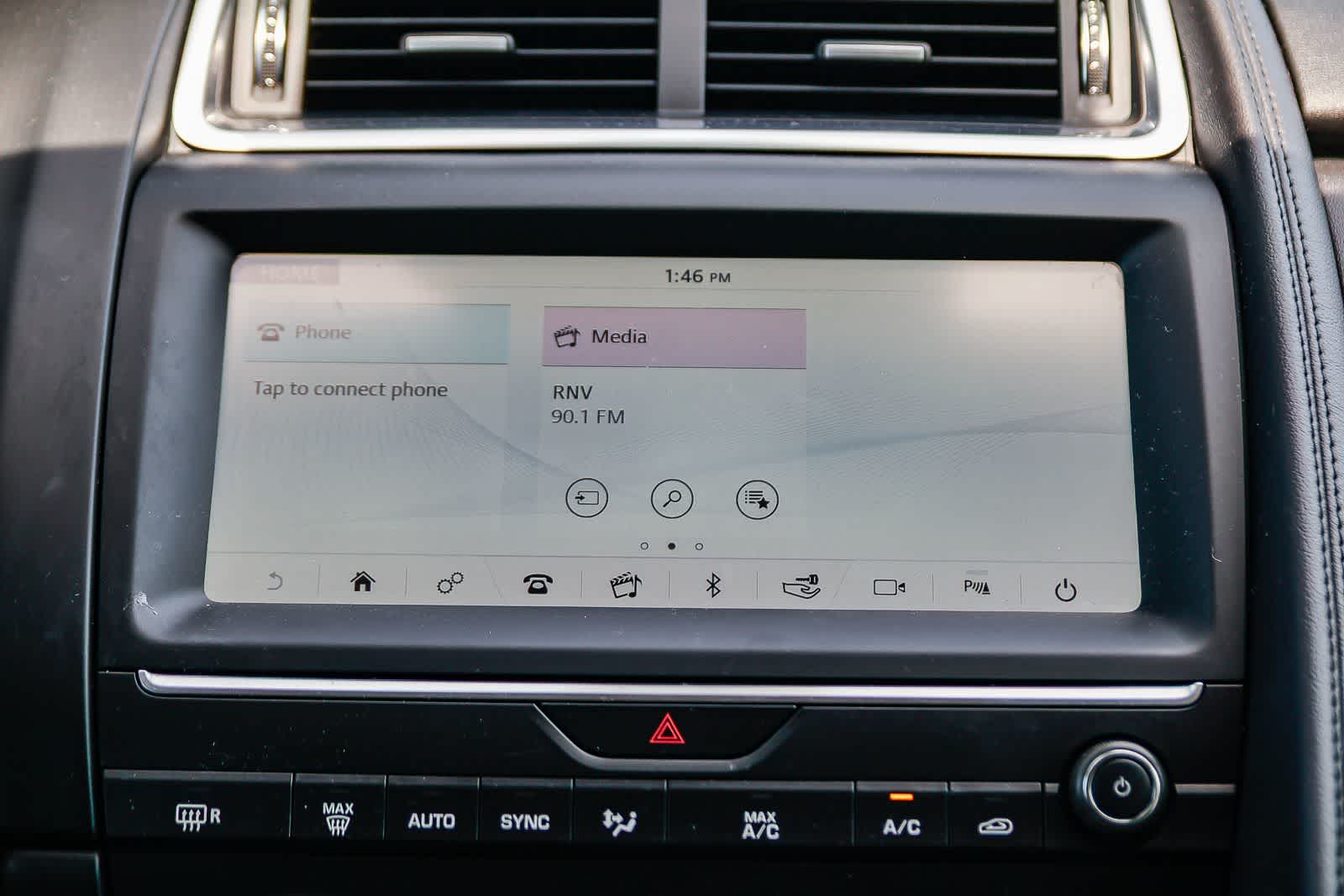 Thumbnail: 2020 Jaguar E-Pace - 14