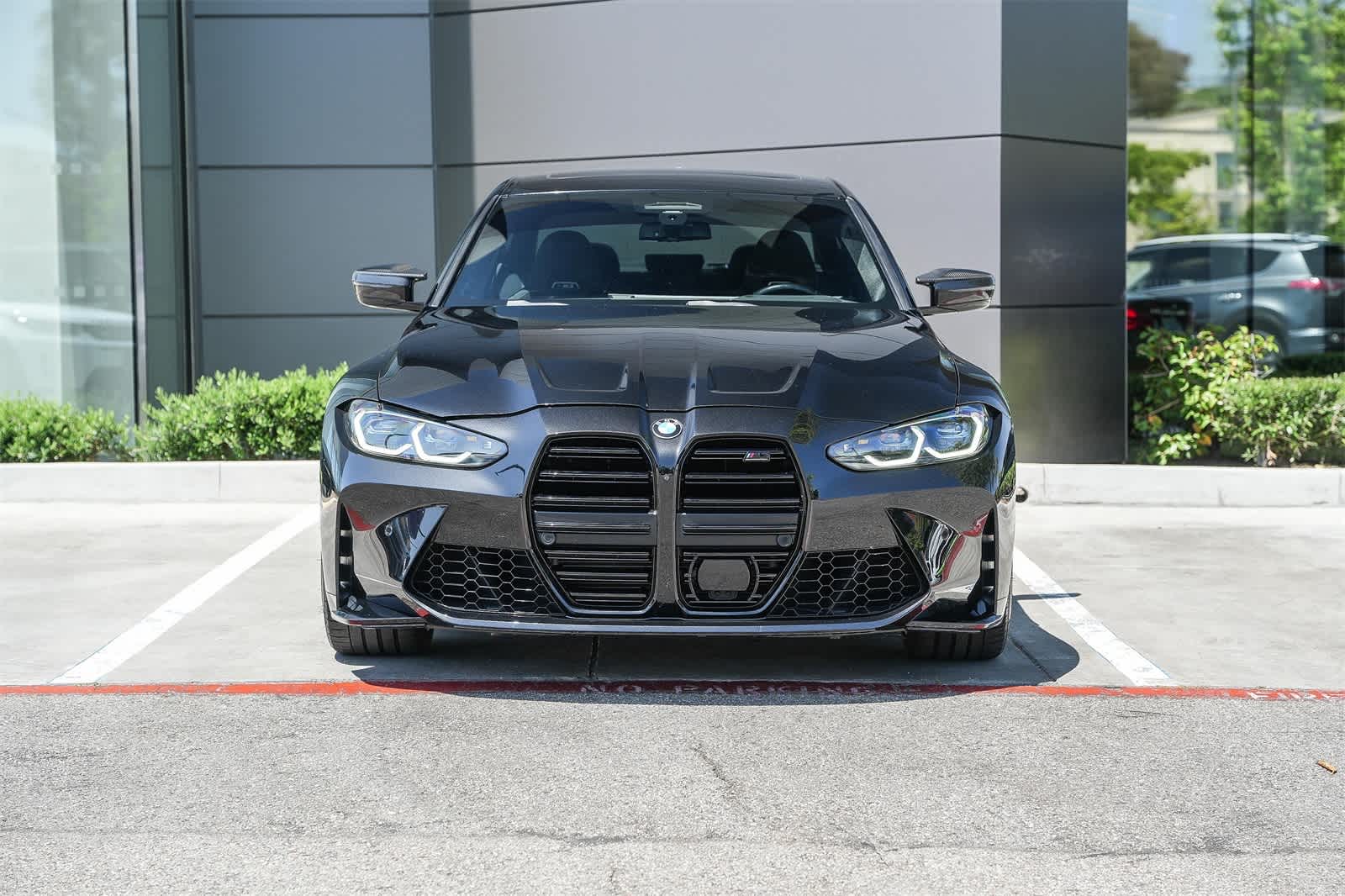Thumbnail: 2023 BMW M3 - 2