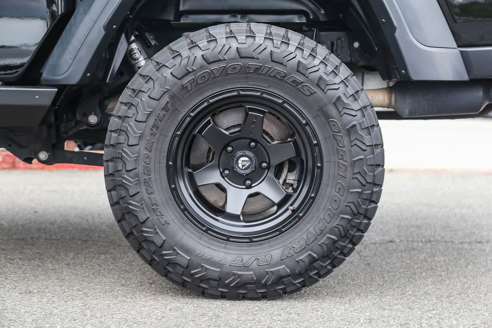 Thumbnail: 2020 Jeep Gladiator - 9
