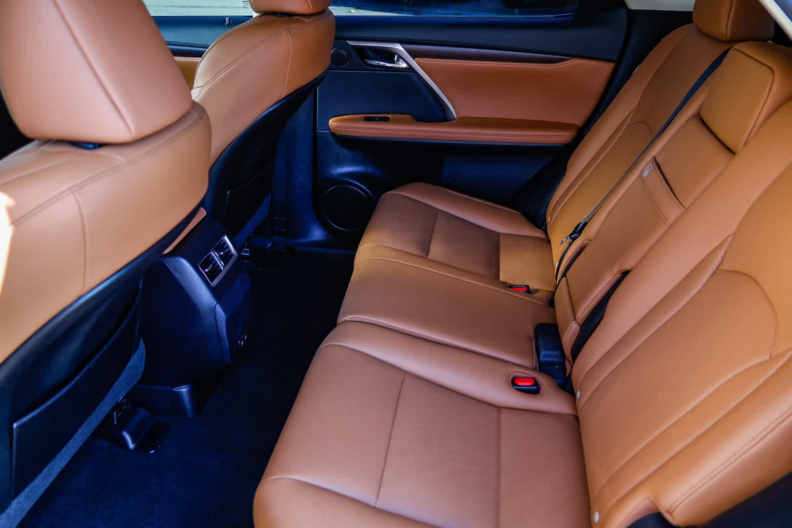 Thumbnail: 2022 Lexus RX - 16