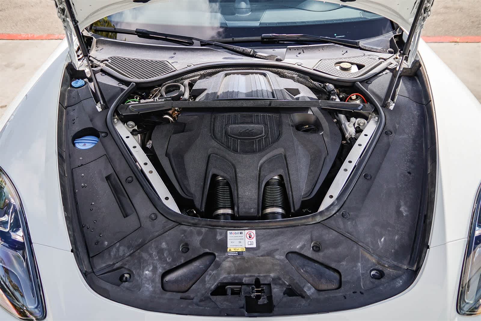 Thumbnail: 2023 Porsche Panamera - 29