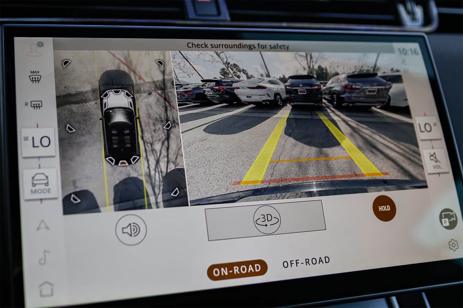 Thumbnail: 2025 Land Rover Range Rover Evoque - 23