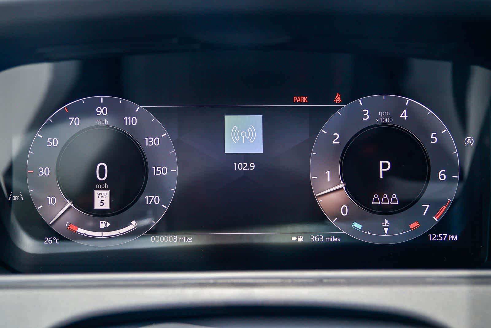 Thumbnail: 2026 Land Rover Range Rover Velar - 25