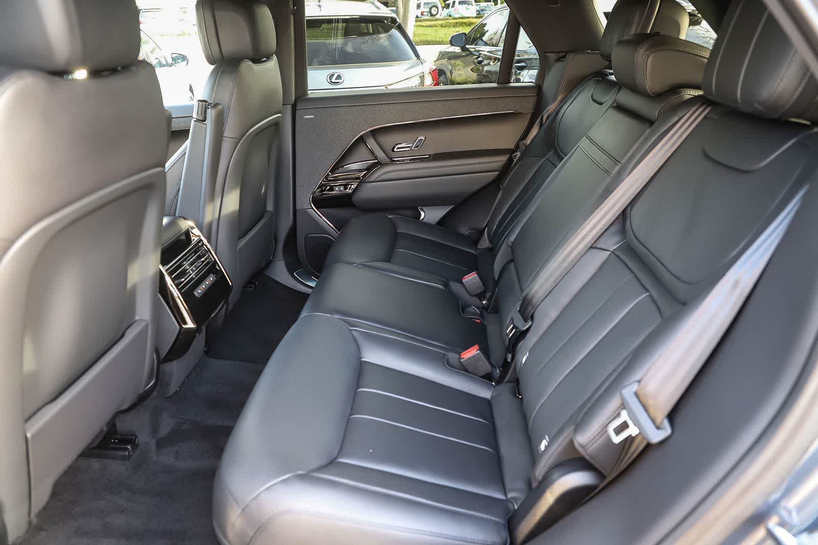 Thumbnail: 2026 Land Rover Range Rover Sport - 17