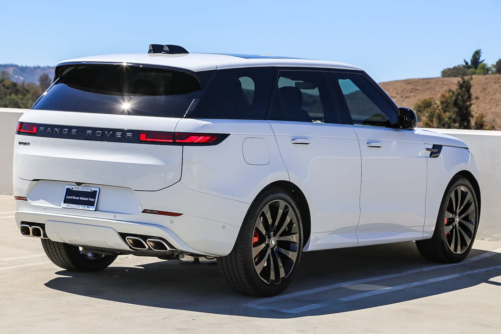 Thumbnail: 2025 Land Rover Range Rover Sport - 8