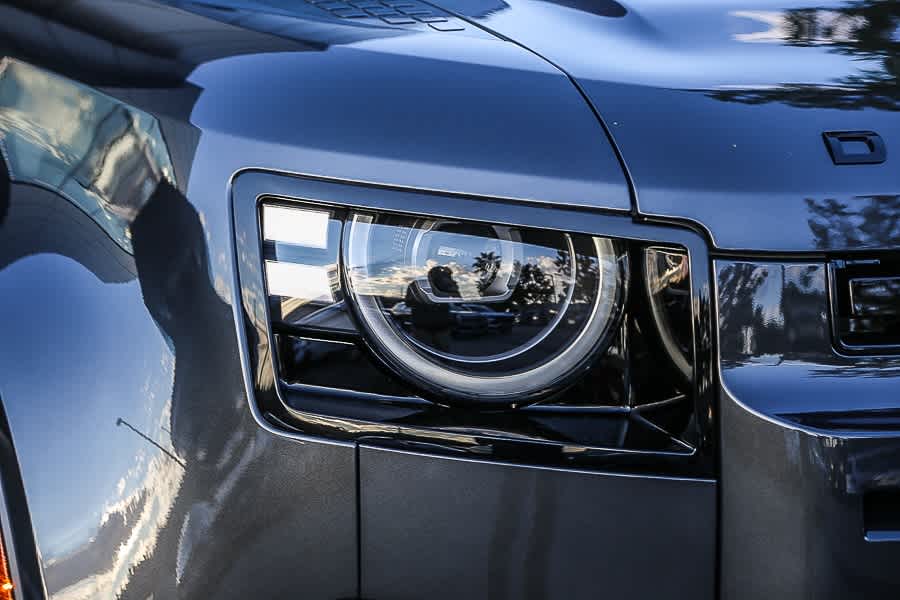 Thumbnail: 2026 Land Rover Defender - 4