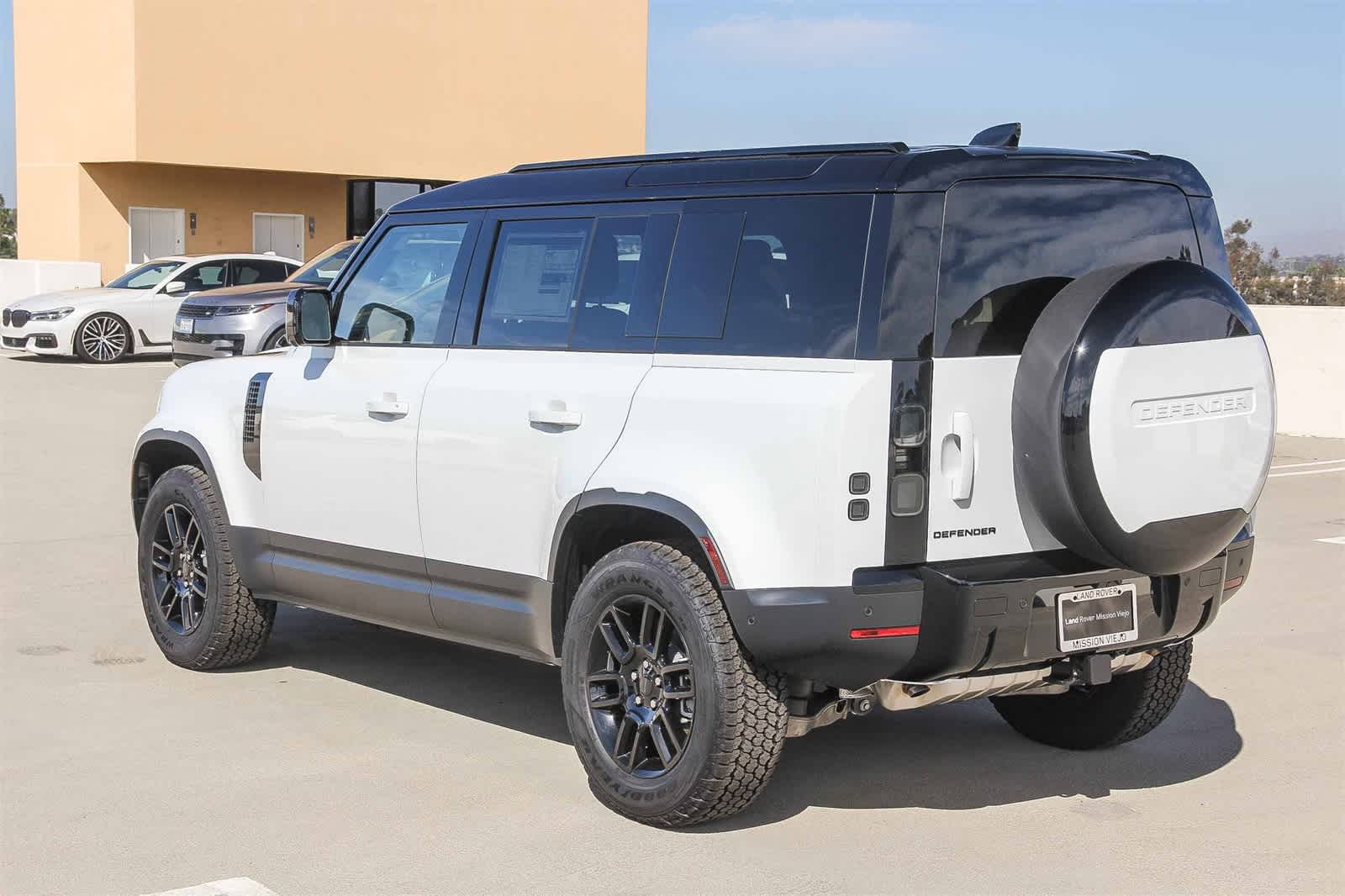 Thumbnail: 2026 Land Rover Defender - 6