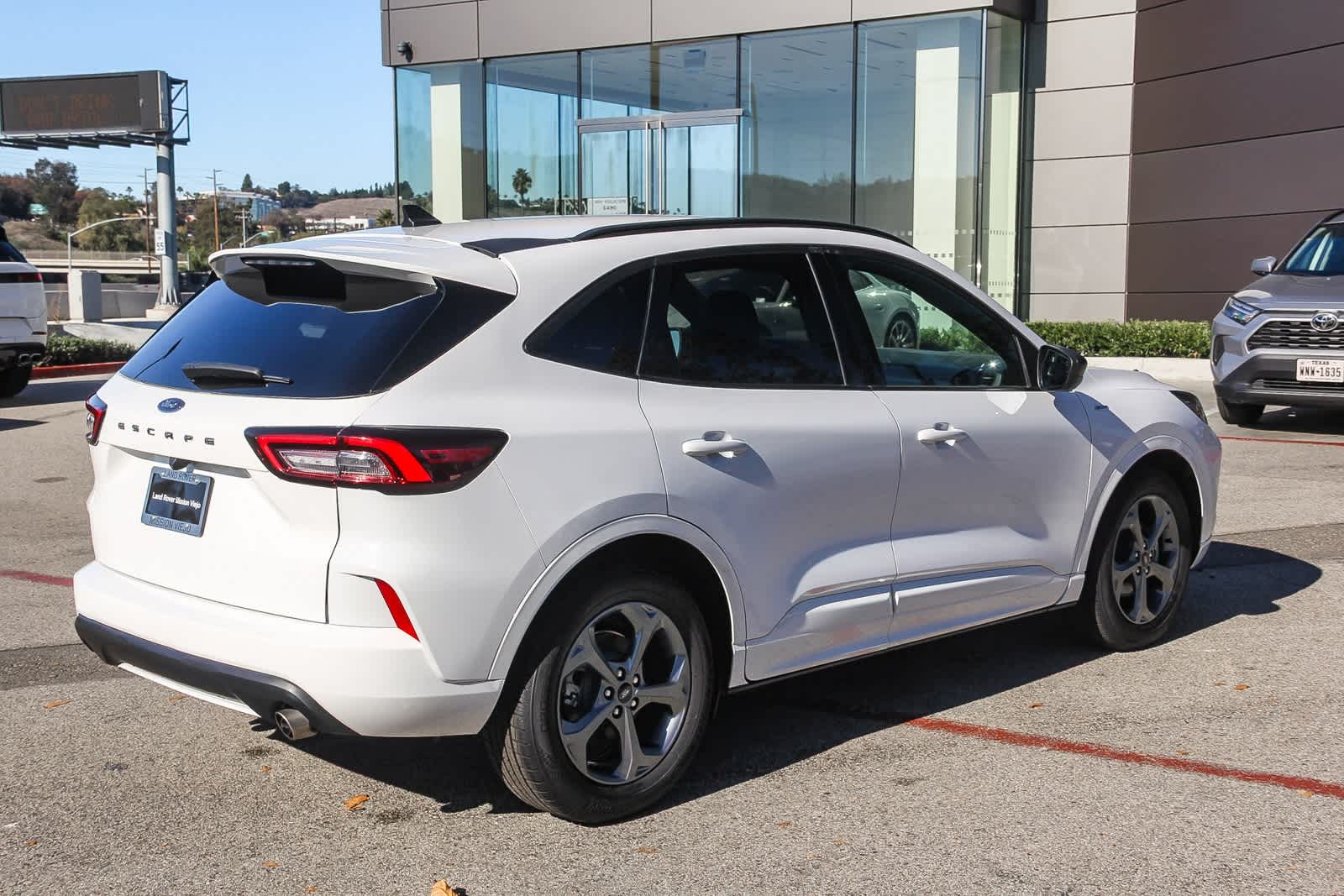 Thumbnail: 2023 Ford Escape - 6