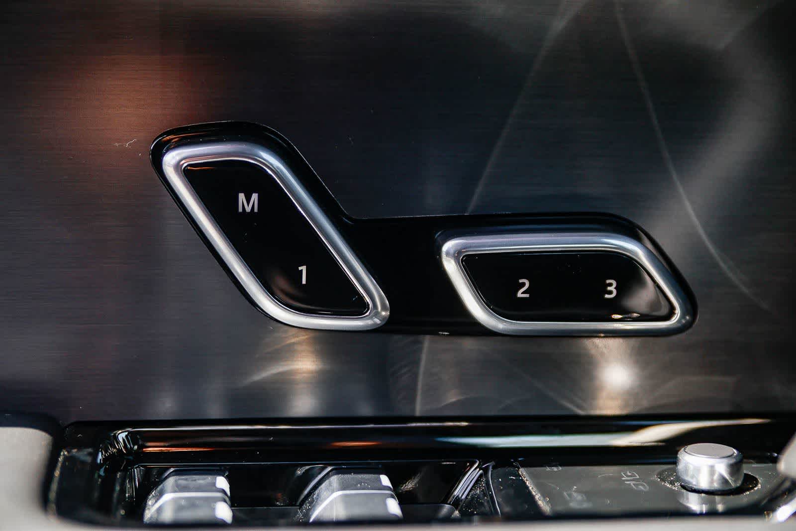 Thumbnail: 2024 Land Rover Range Rover Sport - 22