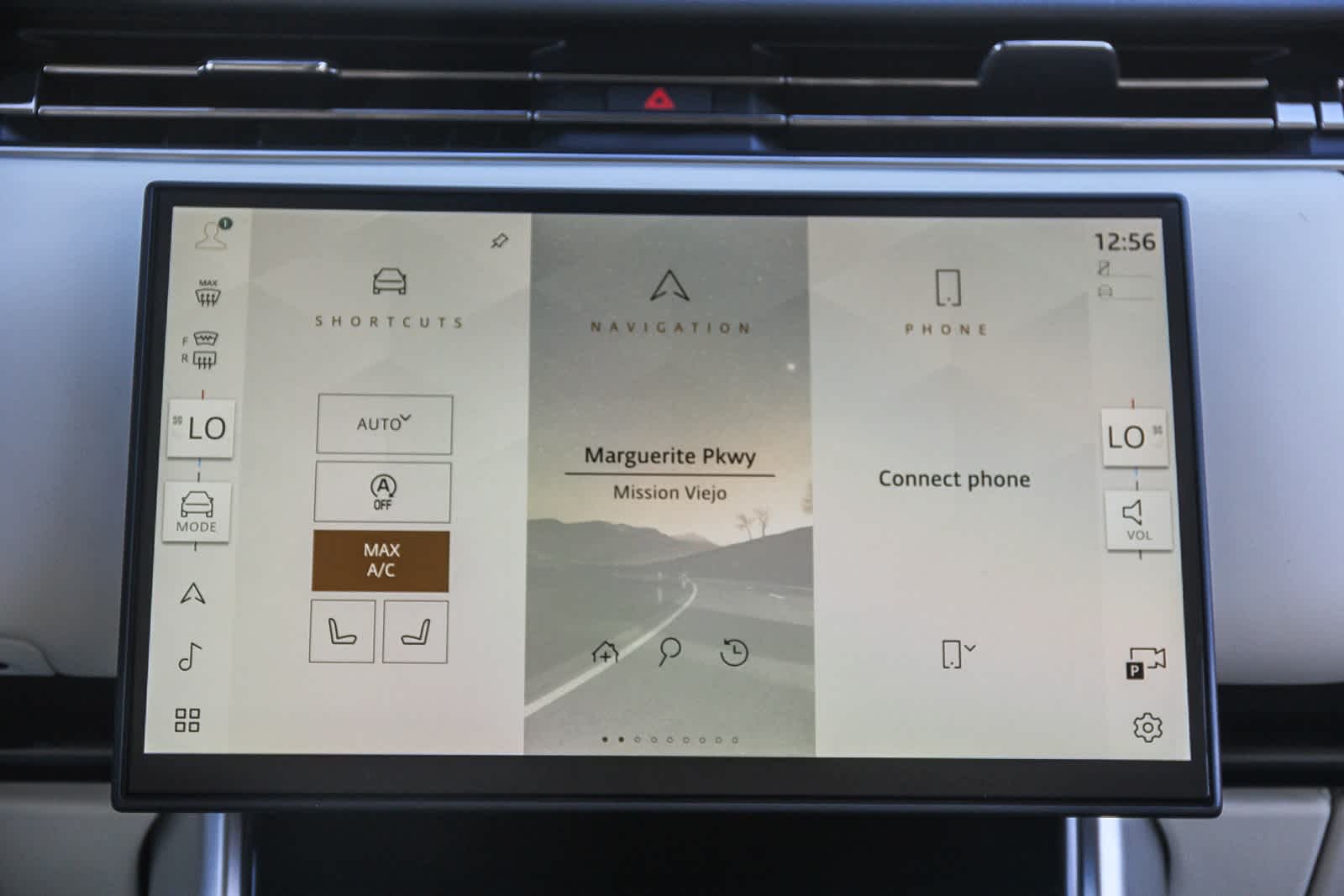 Thumbnail: 2025 Land Rover Range Rover - 13