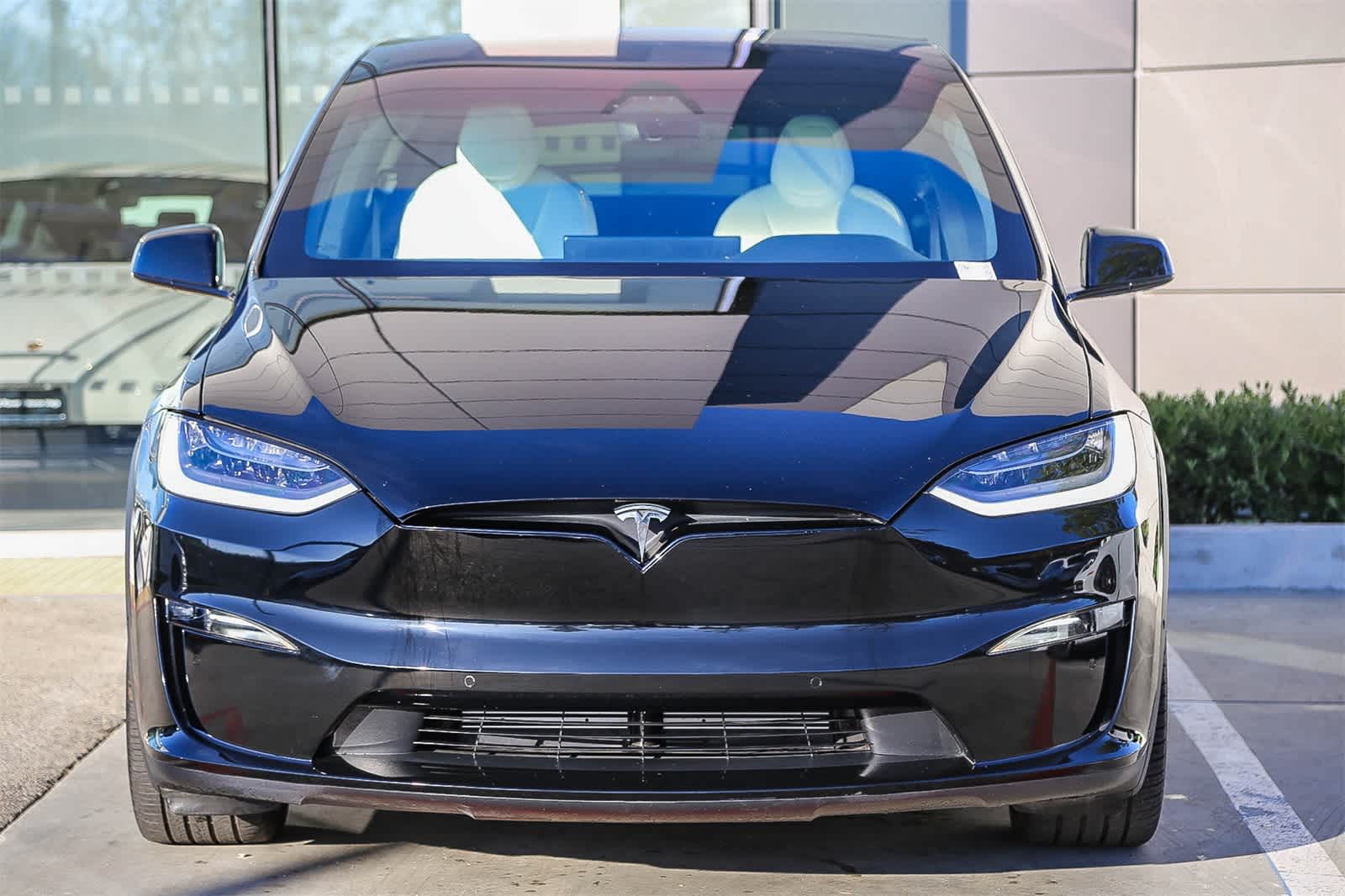 Thumbnail: 2022 Tesla Model X - 2