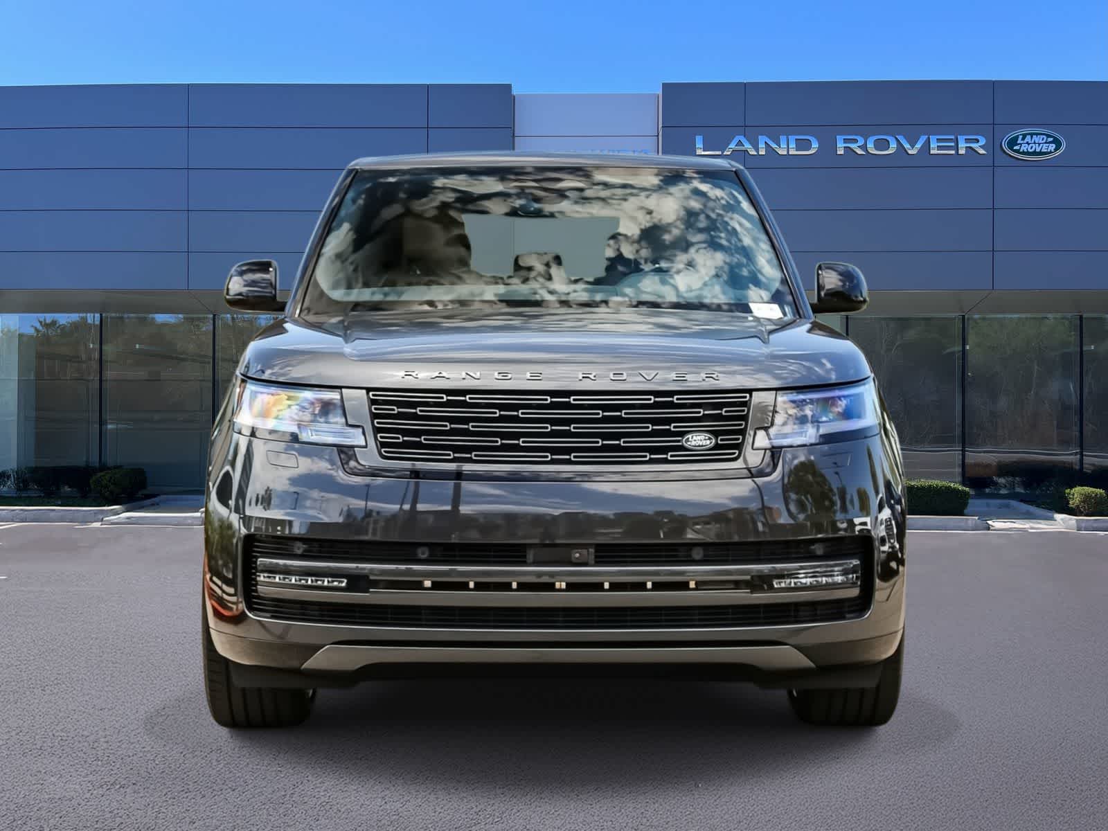 Thumbnail: 2026 Land Rover Range Rover - 2
