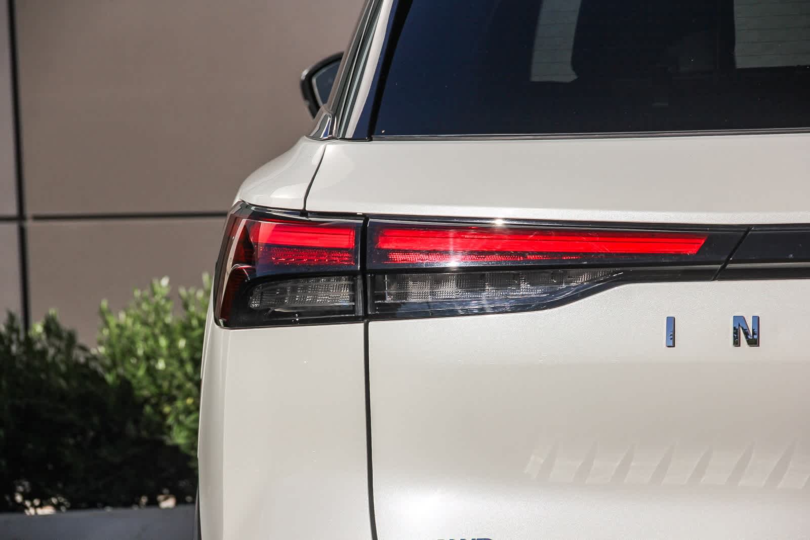 Thumbnail: 2023 INFINITI QX60 - 6