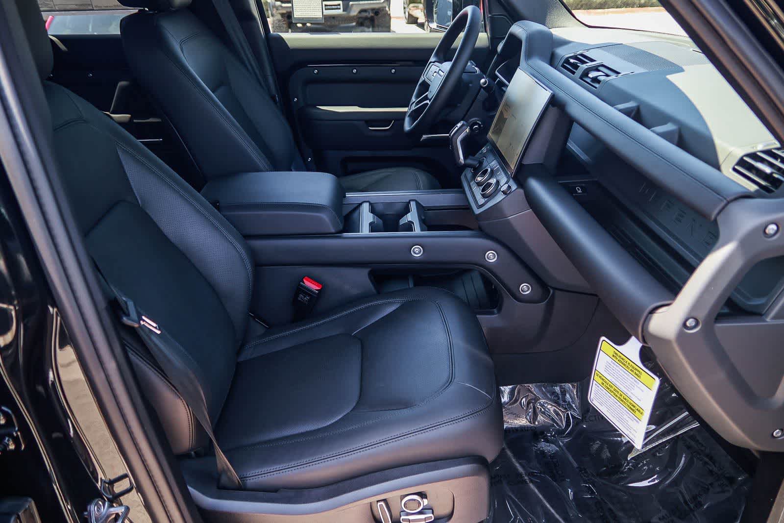 Thumbnail: 2026 Land Rover Defender - 17