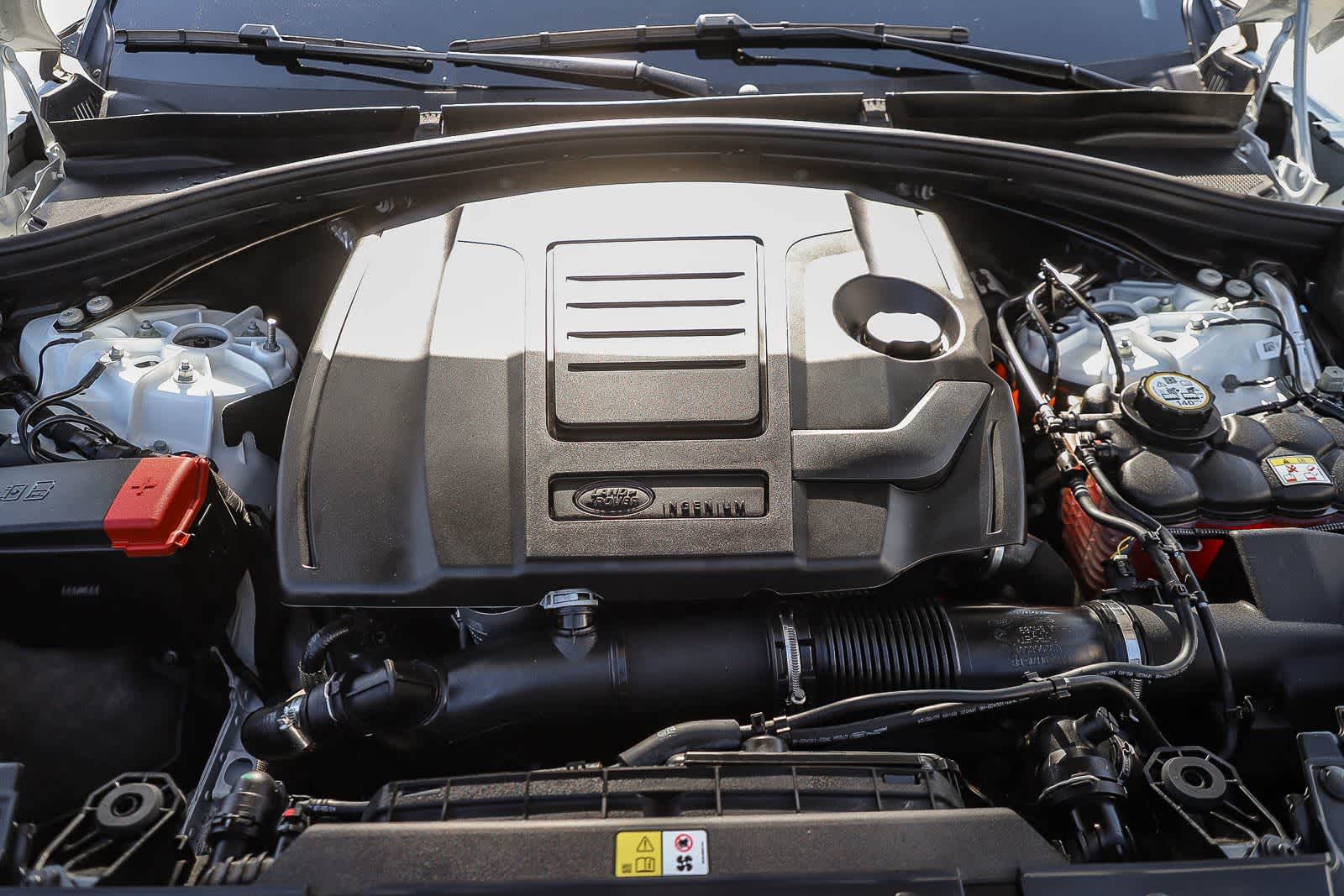 Thumbnail: 2025 Land Rover Range Rover Velar - 24