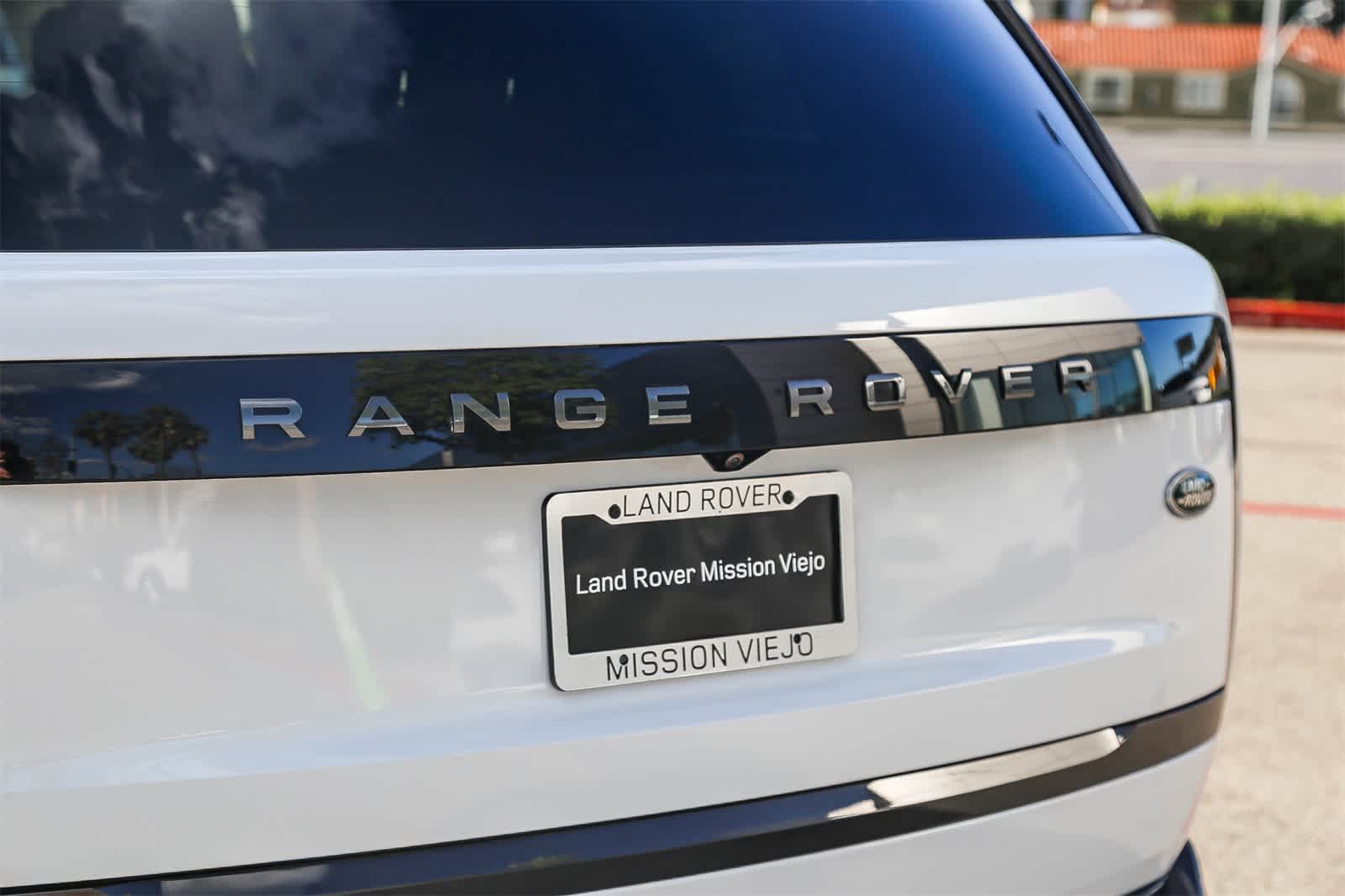 Thumbnail: 2023 Land Rover Range Rover - 8