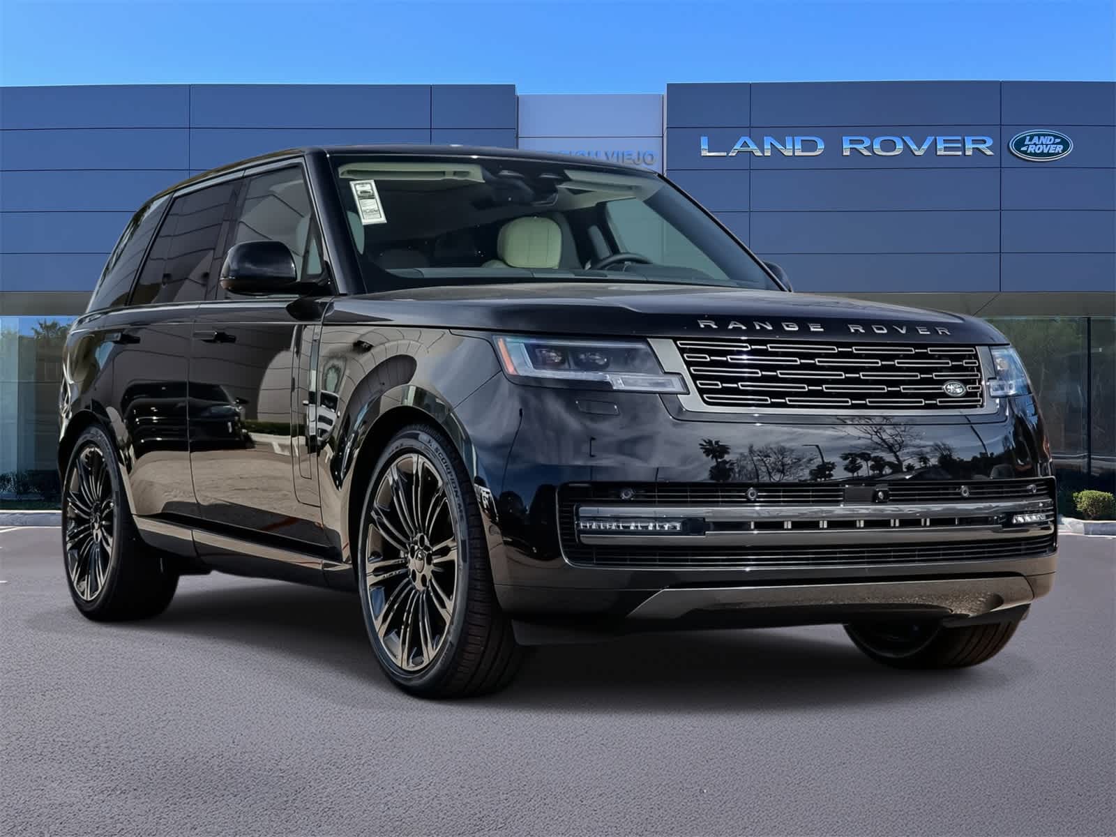 Thumbnail: 2026 Land Rover Range Rover - 3