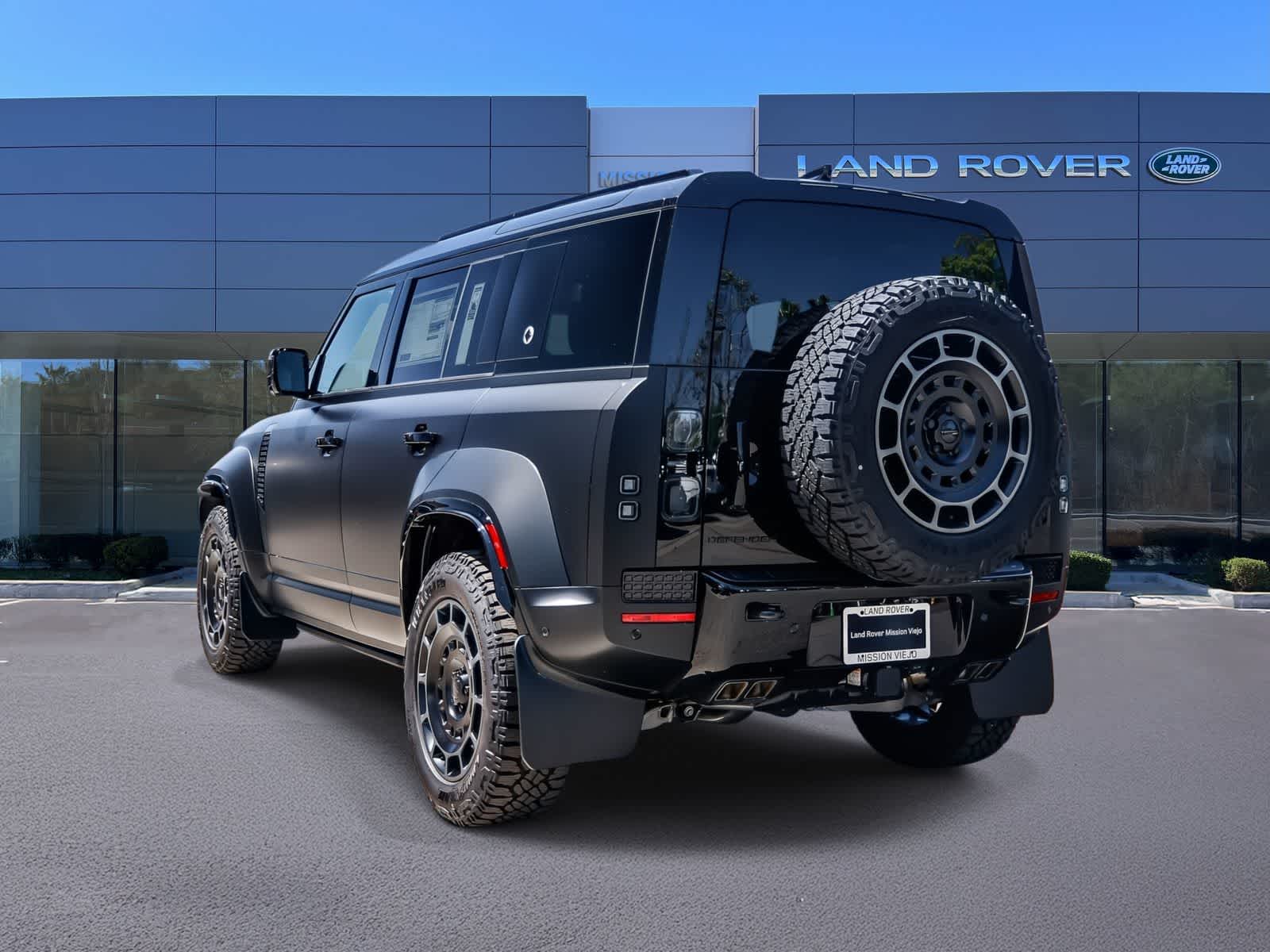 Thumbnail: 2026 Land Rover Defender - 6