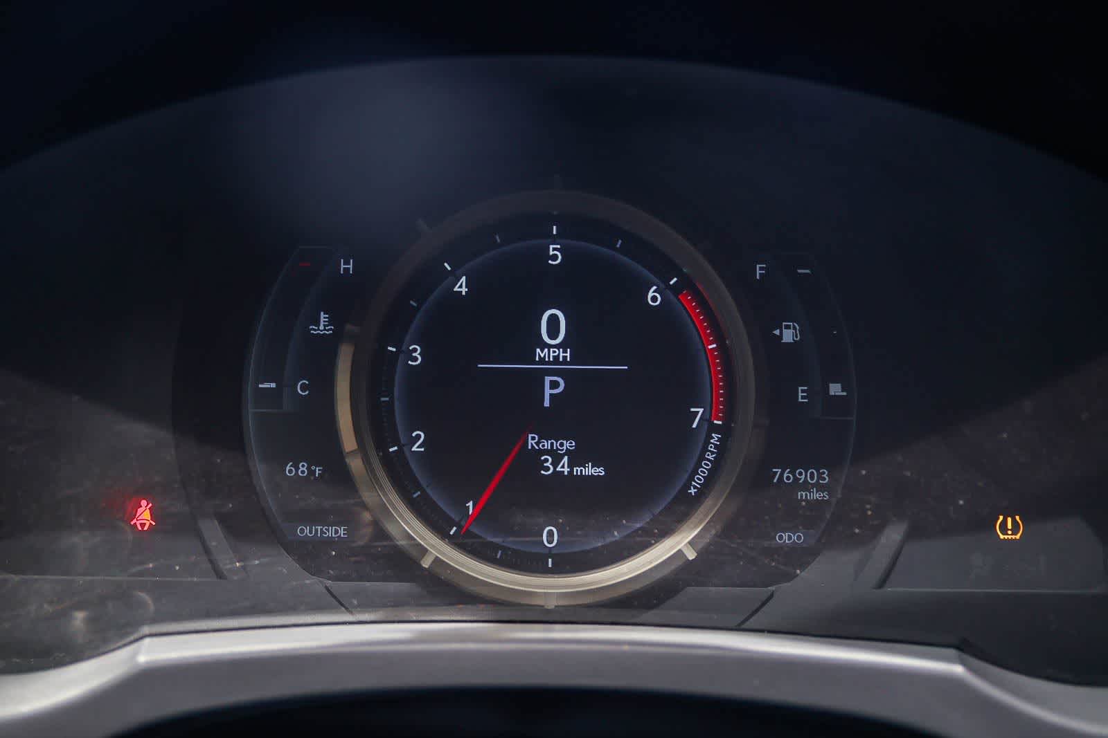 Thumbnail: 2016 Lexus RC - 24