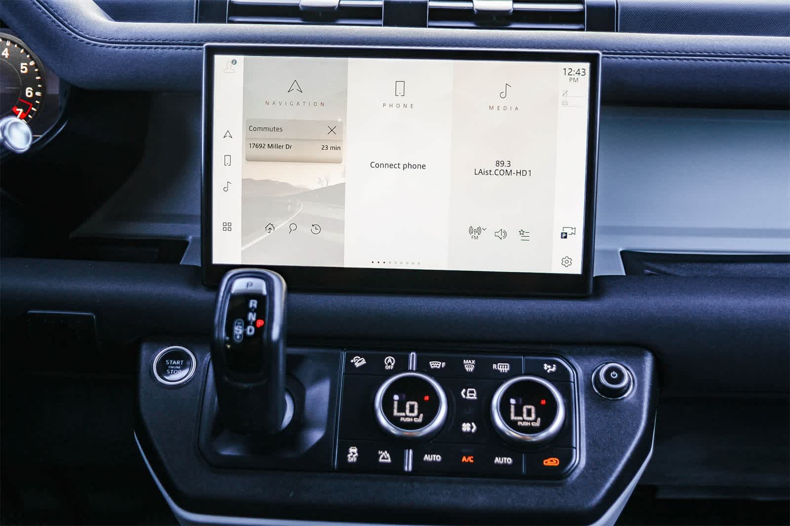 Thumbnail: 2022 Land Rover Defender - 8