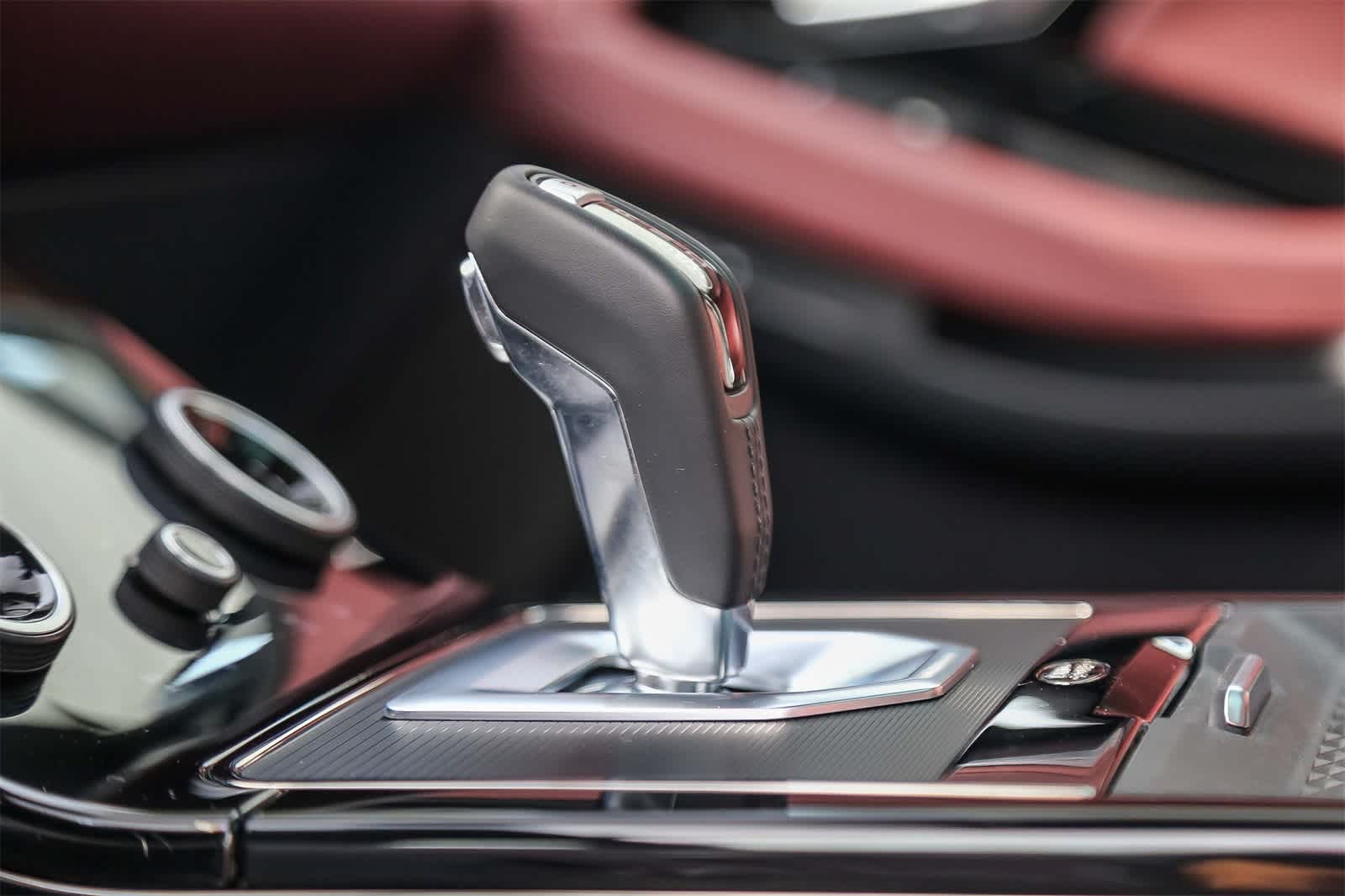 Thumbnail: 2020 Land Rover Range Rover Evoque - 22