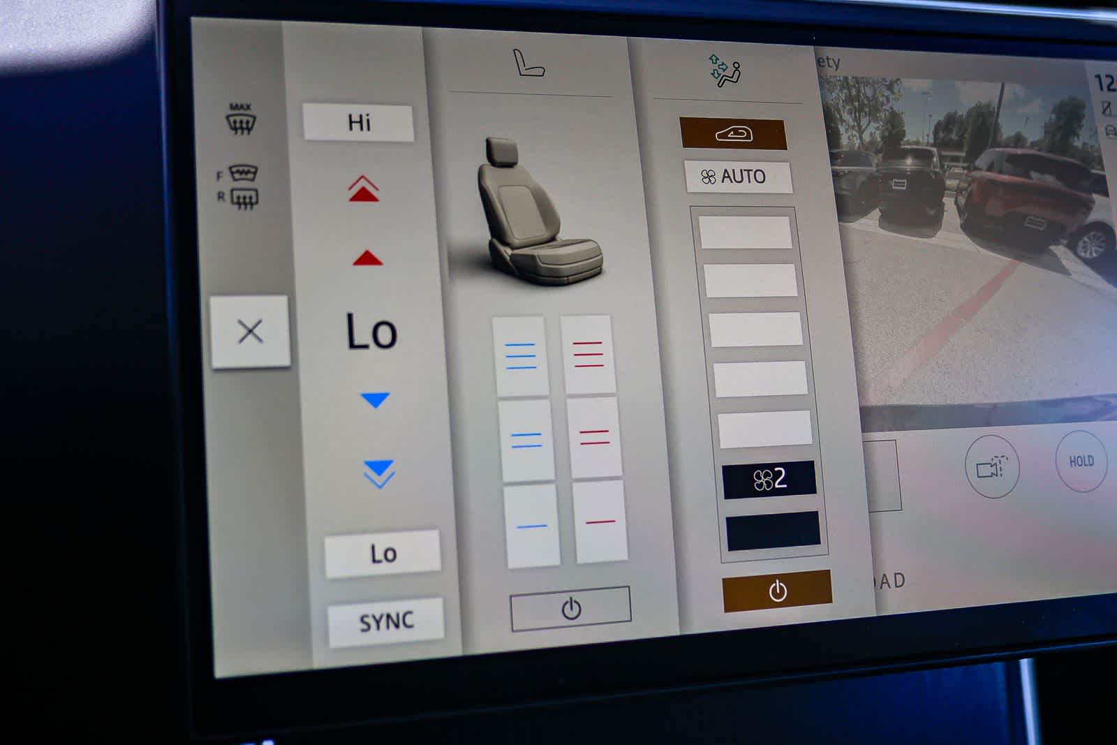 Thumbnail: 2026 Land Rover Range Rover - 27