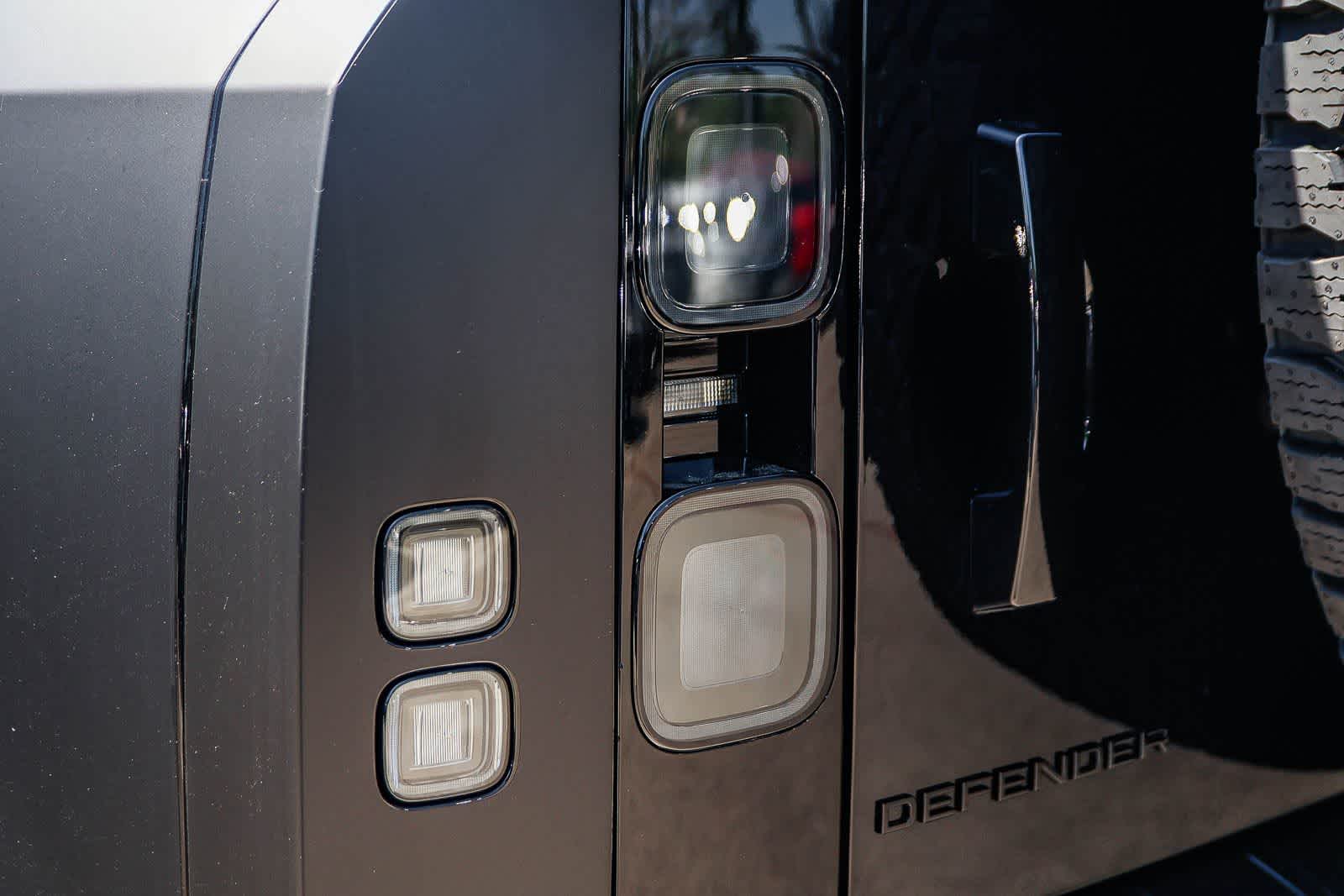 Thumbnail: 2026 Land Rover Defender - 7