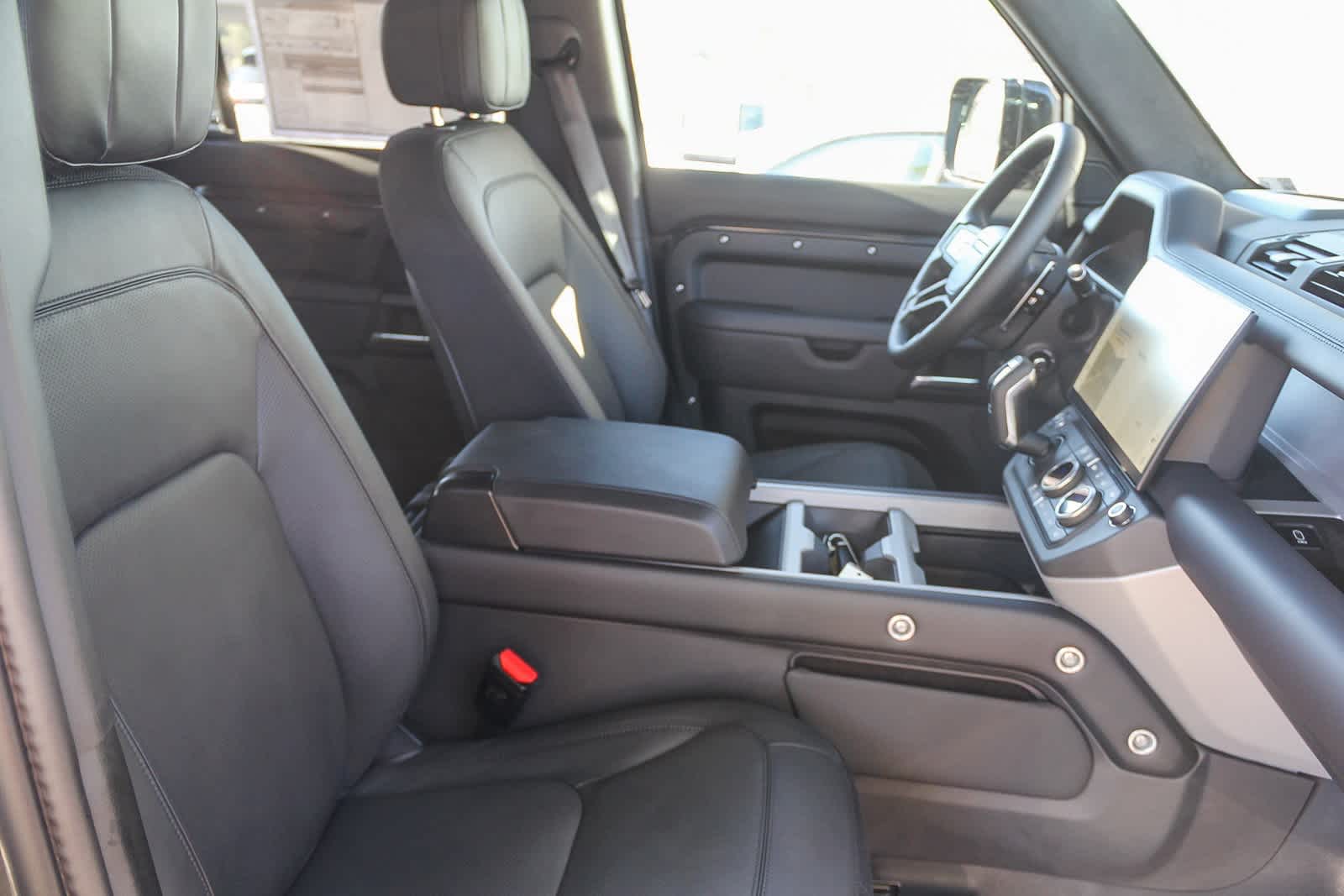 Thumbnail: 2026 Land Rover Defender - 23