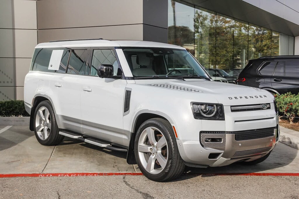 Certified 2023 Land Rover Defender SE SUV