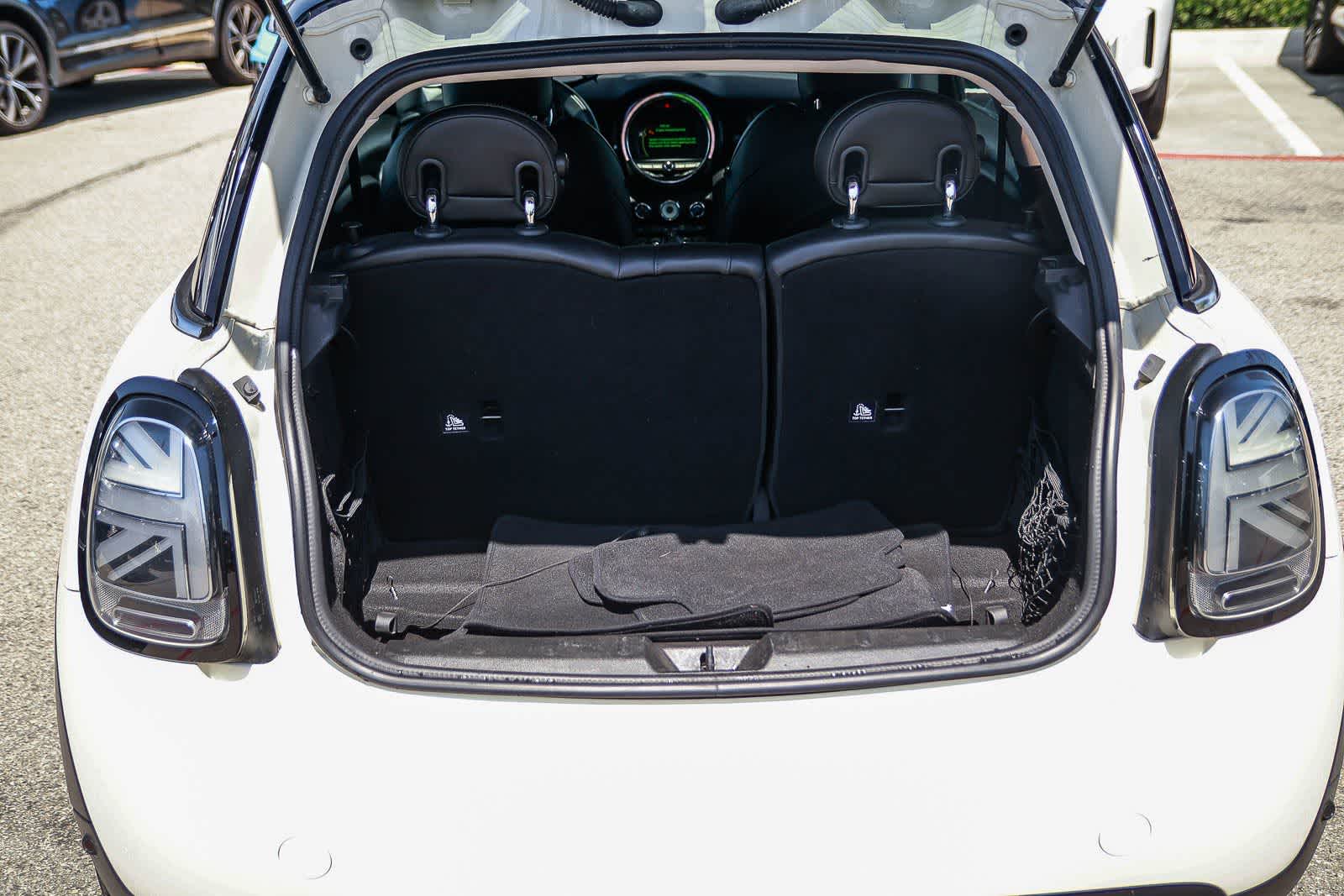 Thumbnail: 2014 MINI Cooper Hardtop - 28